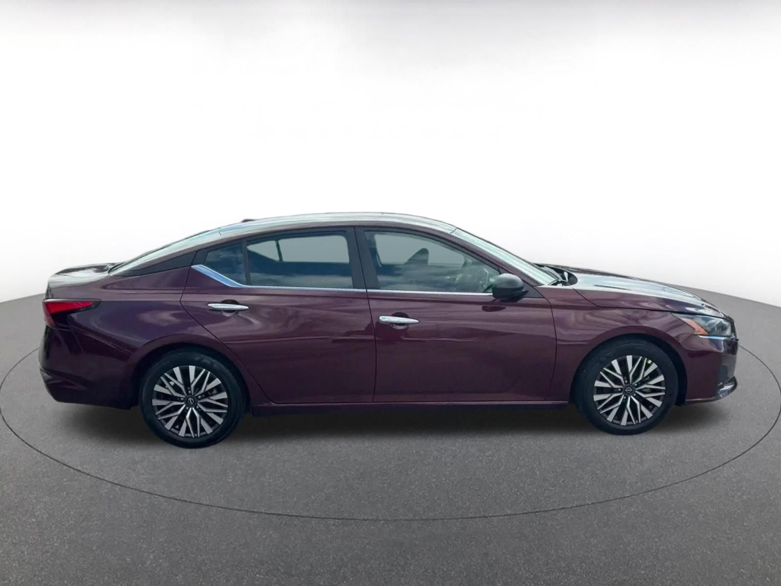 Thumbnail: 2025 Nissan Altima - 15