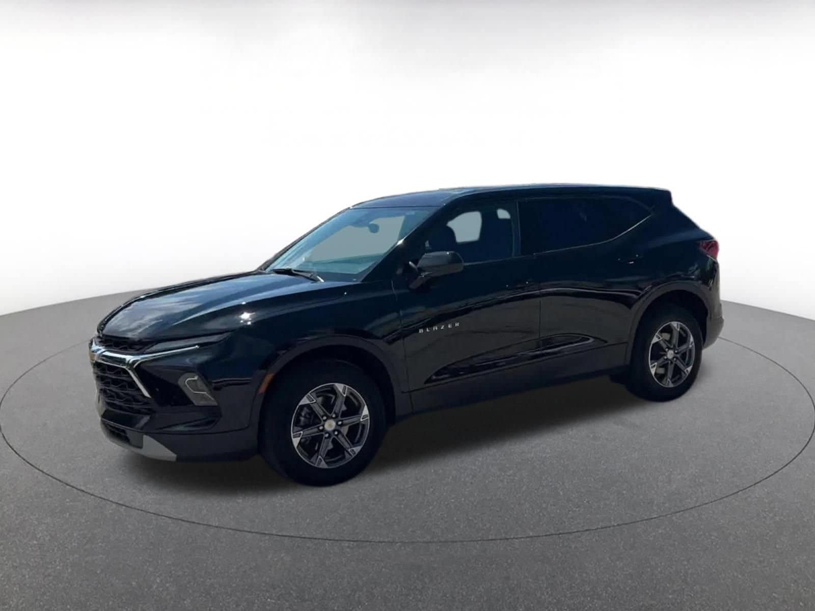 Thumbnail: 2025 Chevrolet Blazer - 8