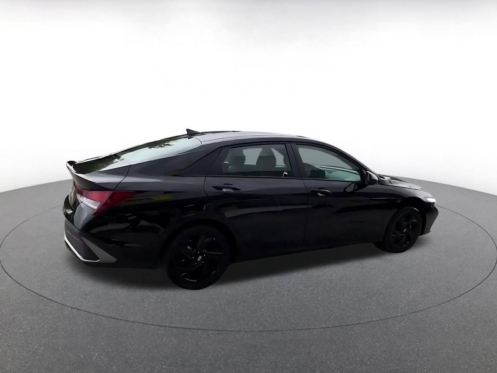 Thumbnail: 2026 Hyundai Elantra - 14
