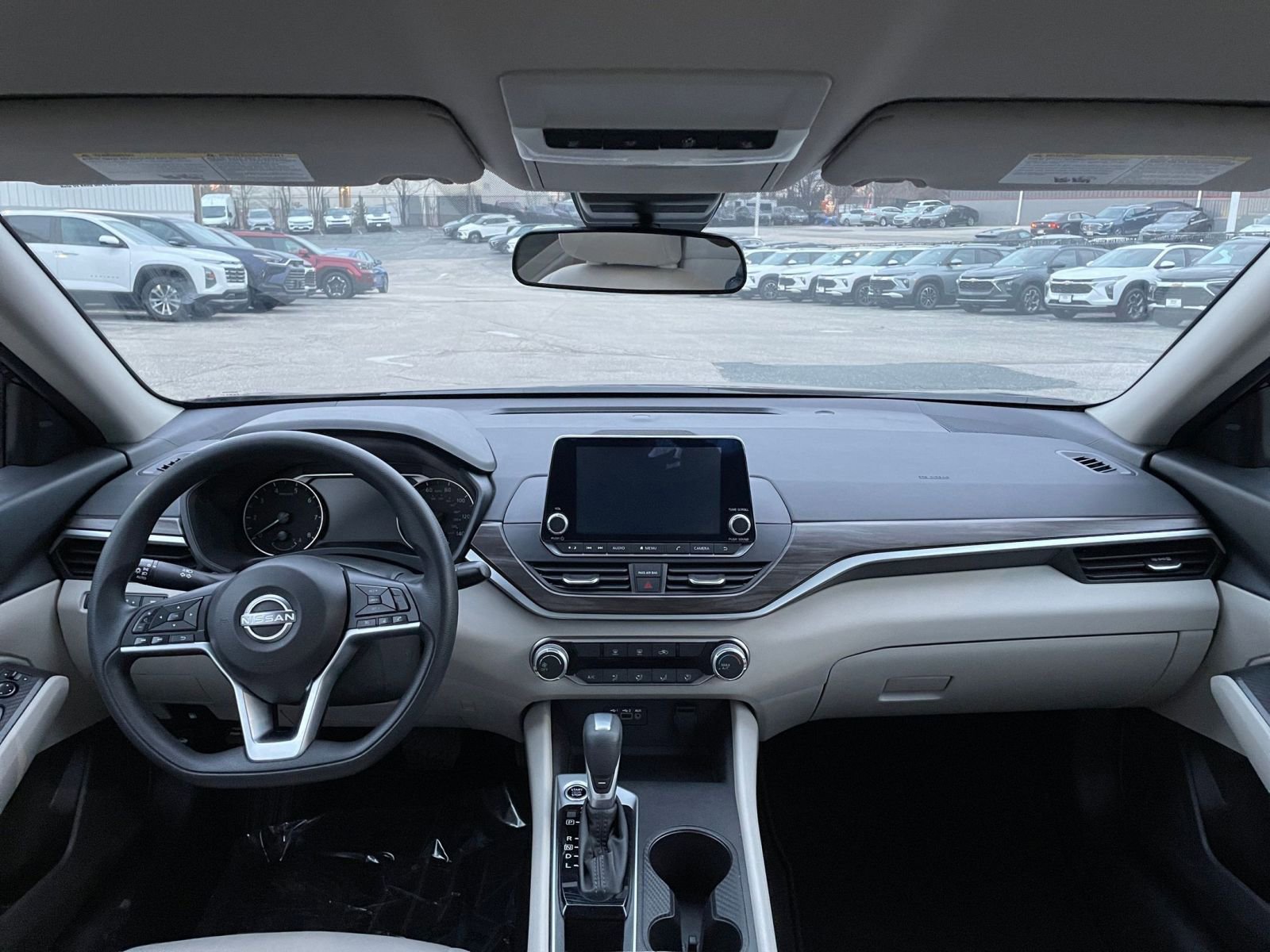 Thumbnail: 2025 Nissan Altima - 32