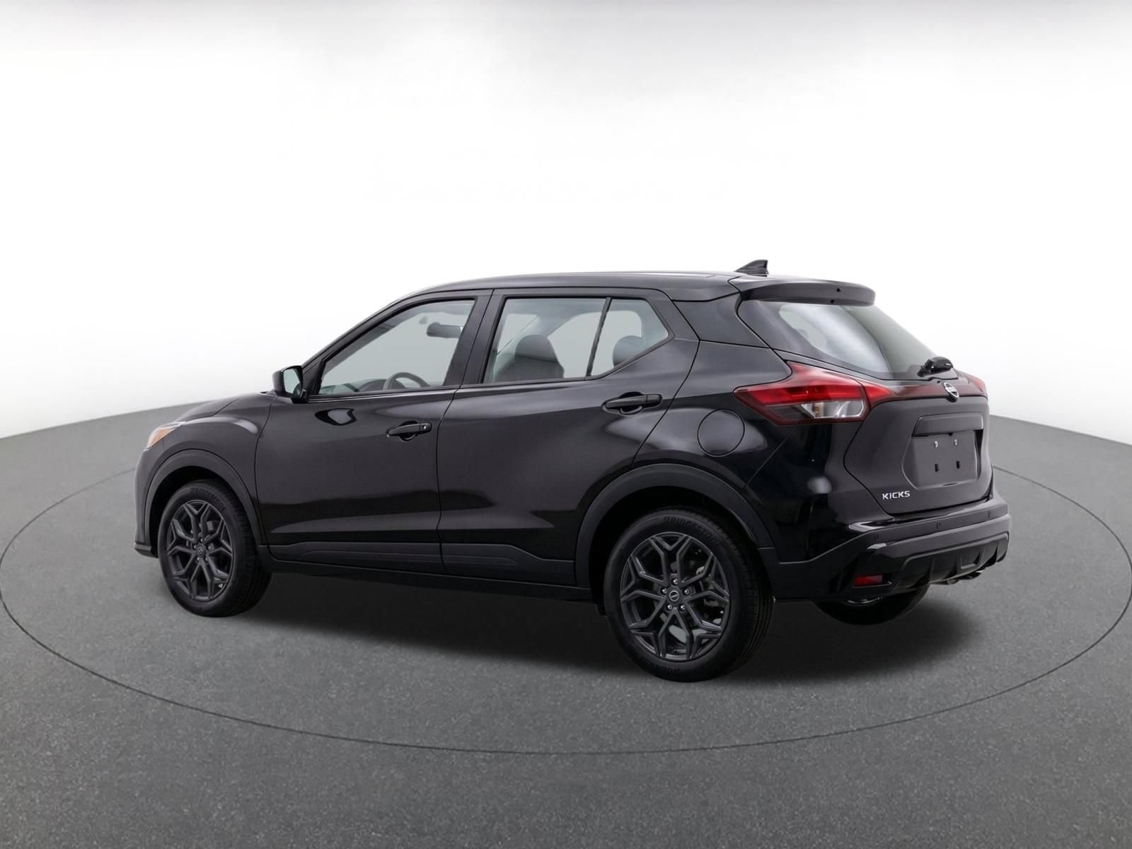 Thumbnail: 2026 Nissan Kicks - 6