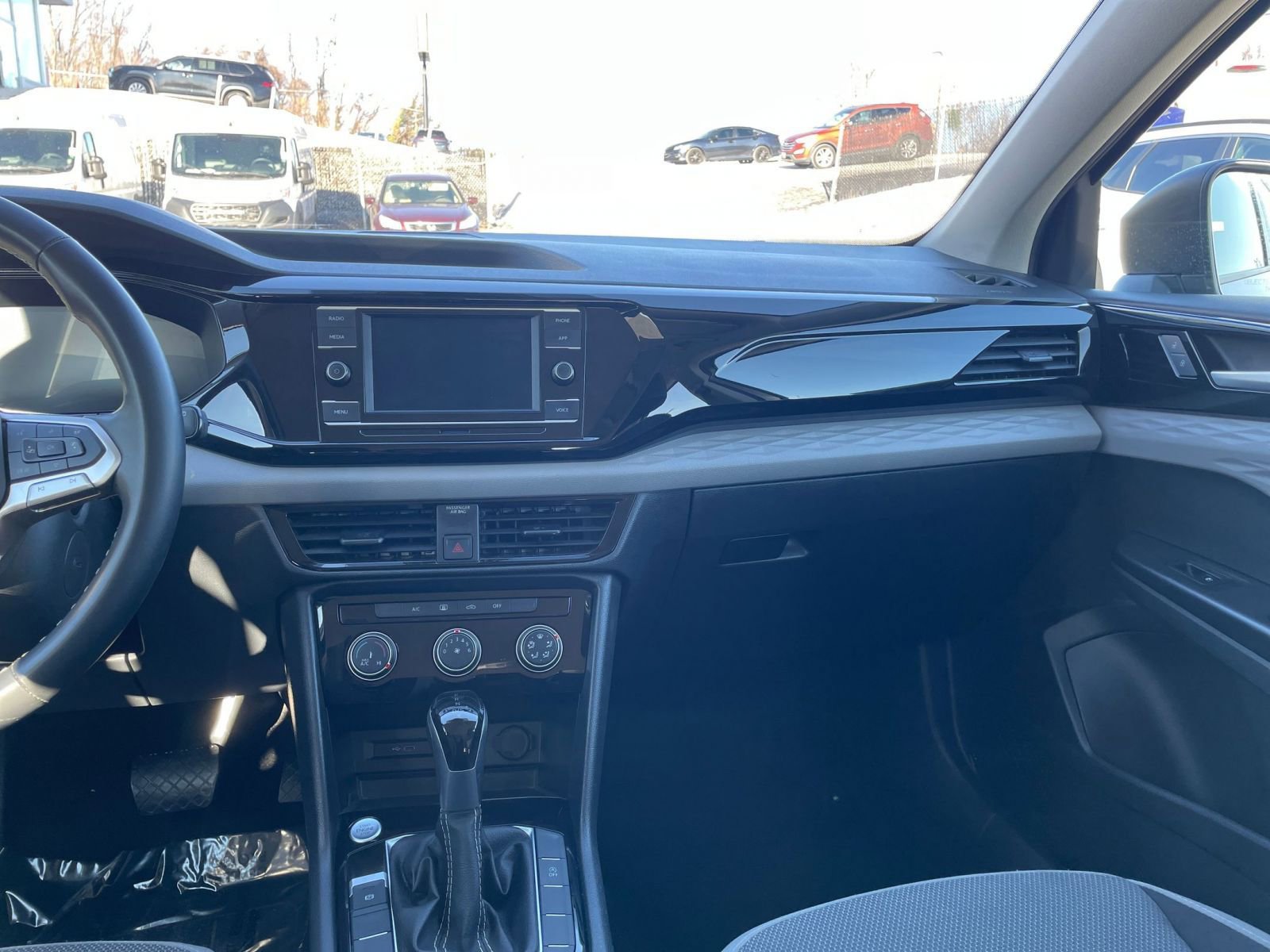 Thumbnail: 2024 Volkswagen Taos - 33