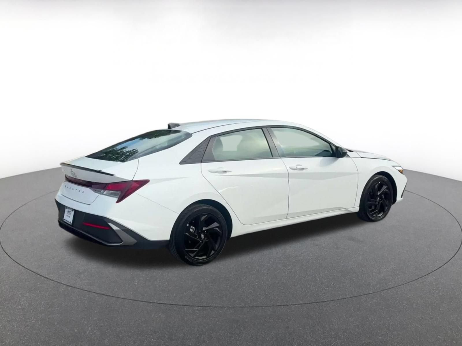 Thumbnail: 2026 Hyundai Elantra - 14
