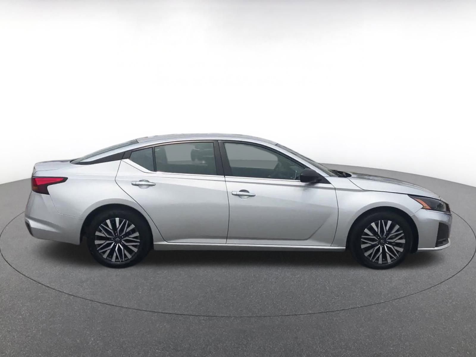Thumbnail: 2024 Nissan Altima - 16