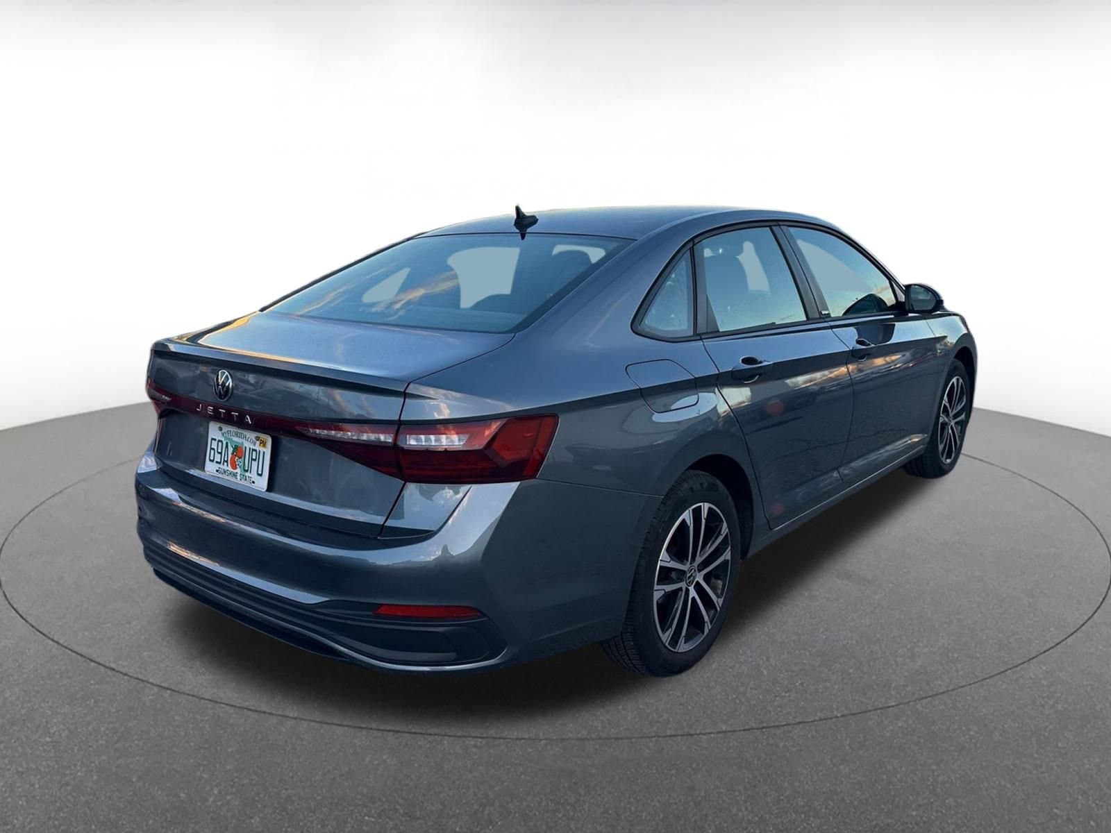 Thumbnail: 2025 Volkswagen Jetta - 4