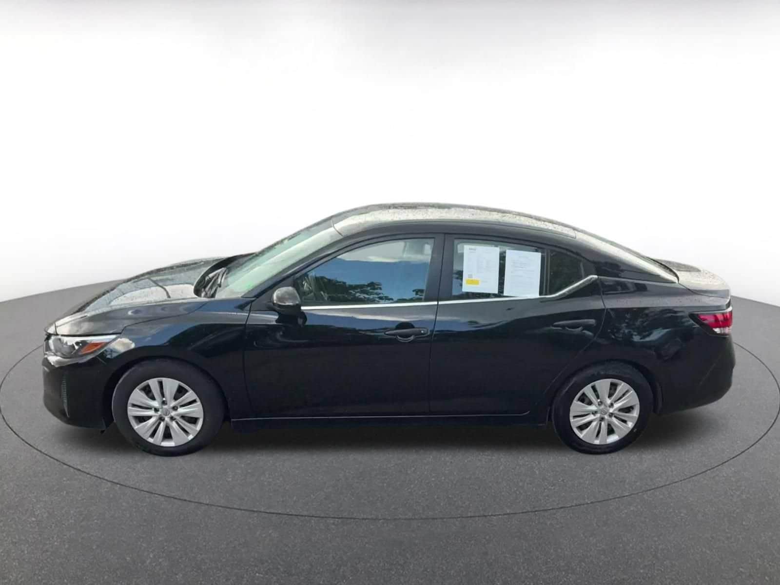 Thumbnail: 2025 Nissan Sentra - 8