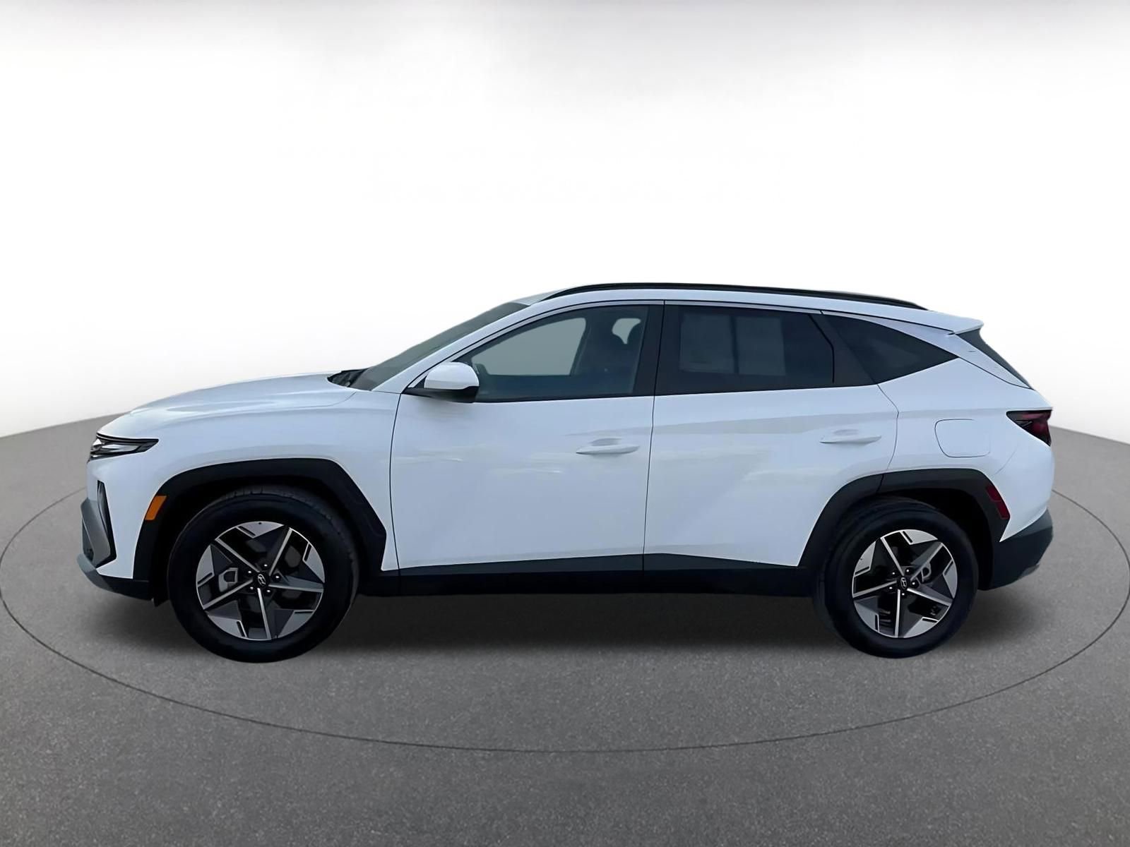 Thumbnail: 2025 Hyundai Tucson - 9