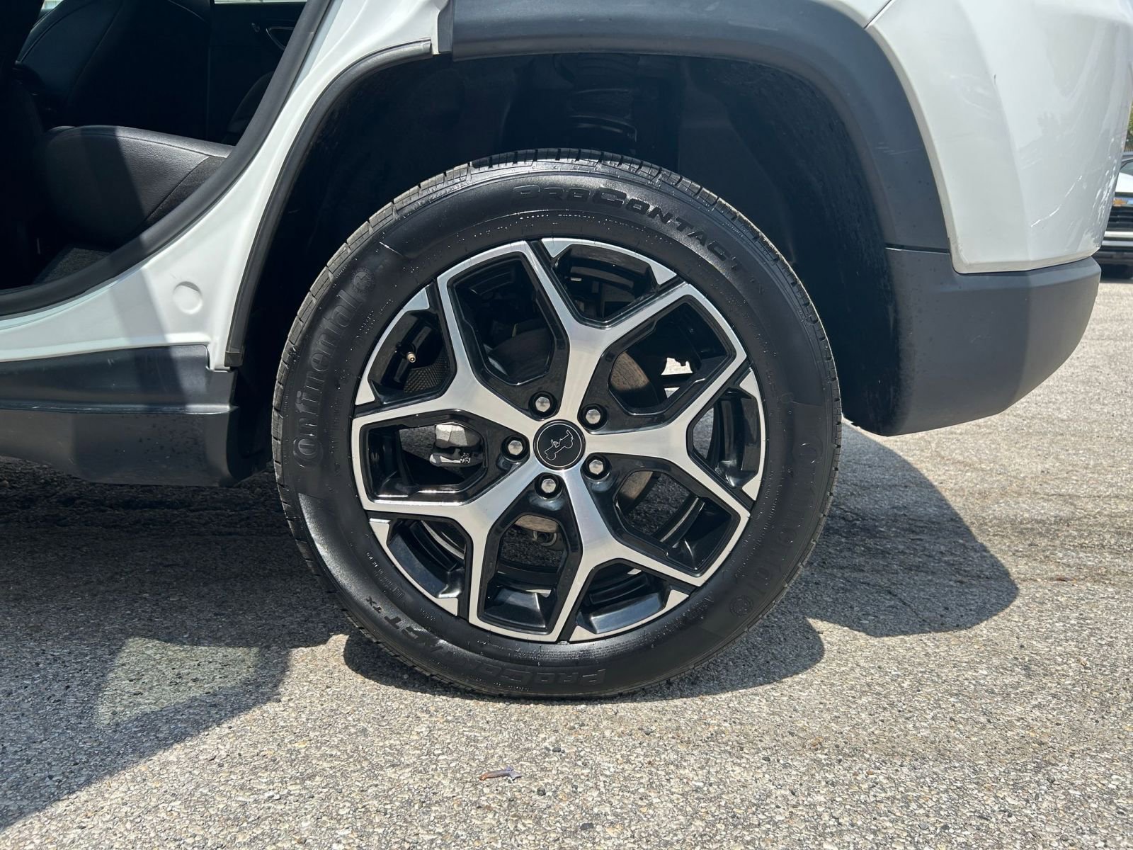 Thumbnail: 2025 Jeep Compass - 24
