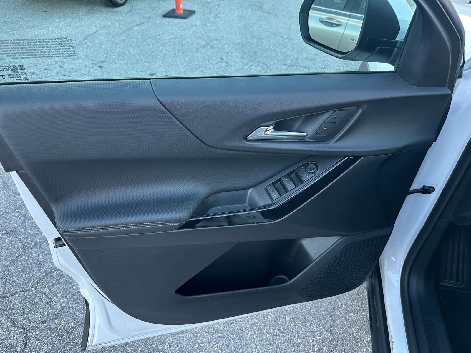 Thumbnail: 2025 Chevrolet Equinox - 20