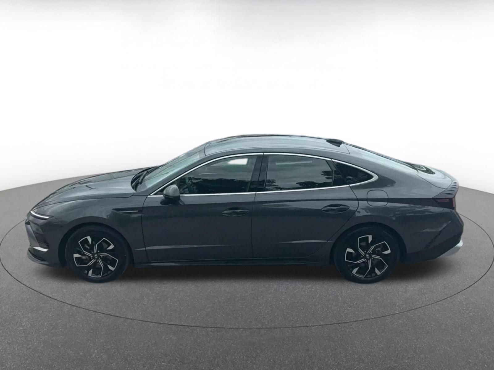 Thumbnail: 2025 Hyundai Sonata - 9