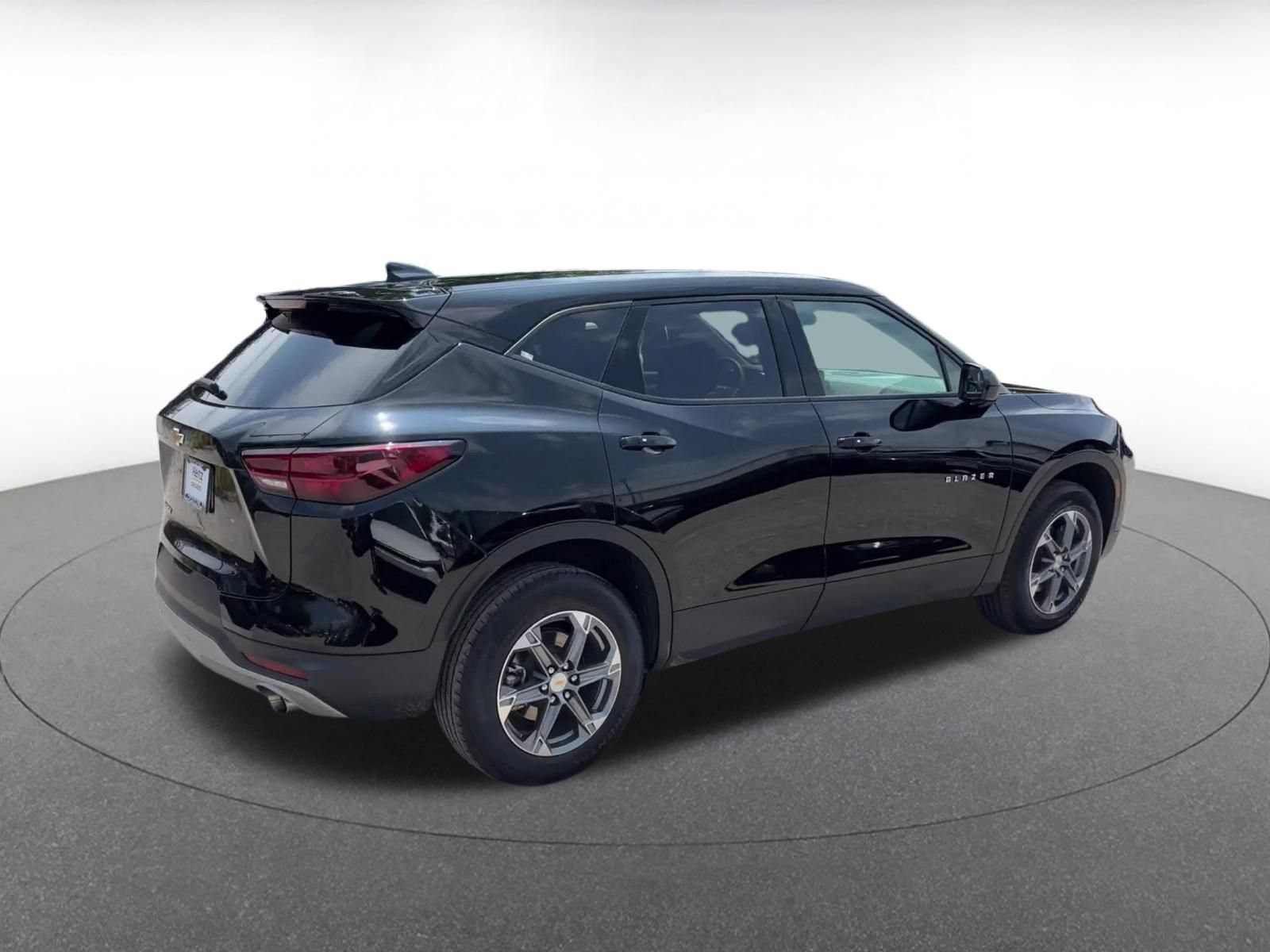 Thumbnail: 2025 Chevrolet Blazer - 14