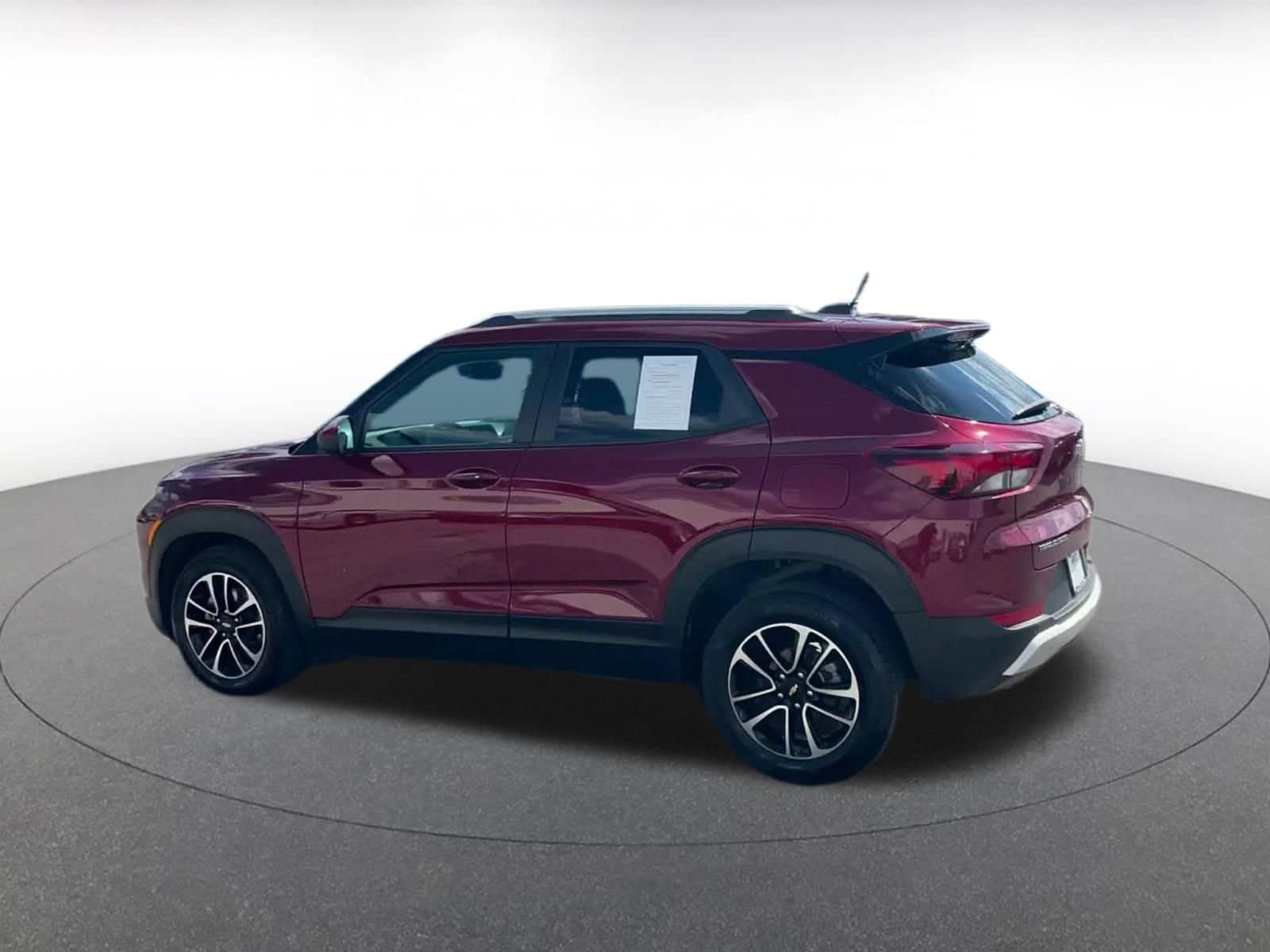 Thumbnail: 2025 Chevrolet TrailBlazer - 8