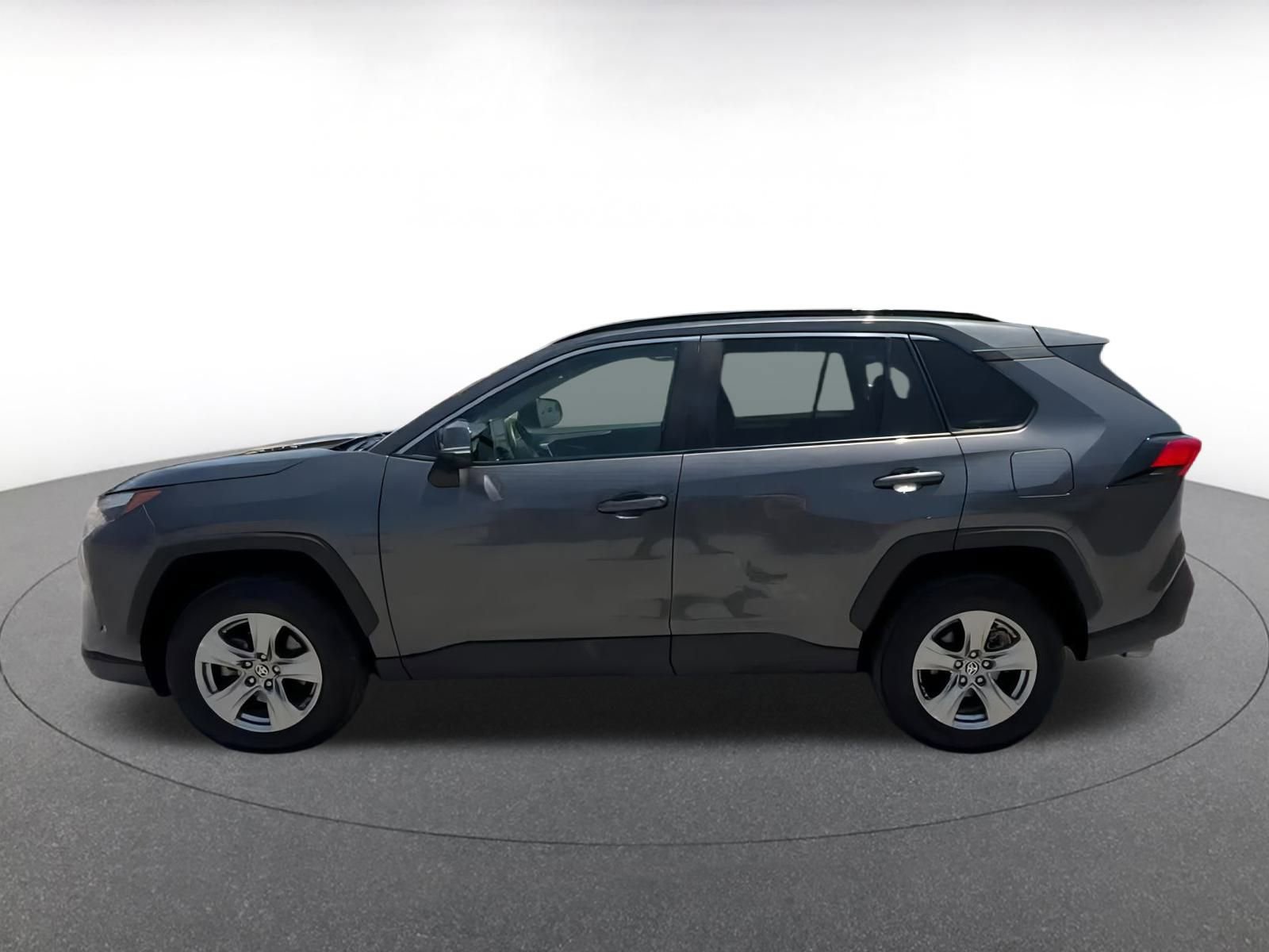 Thumbnail: 2024 Toyota RAV4 - 9