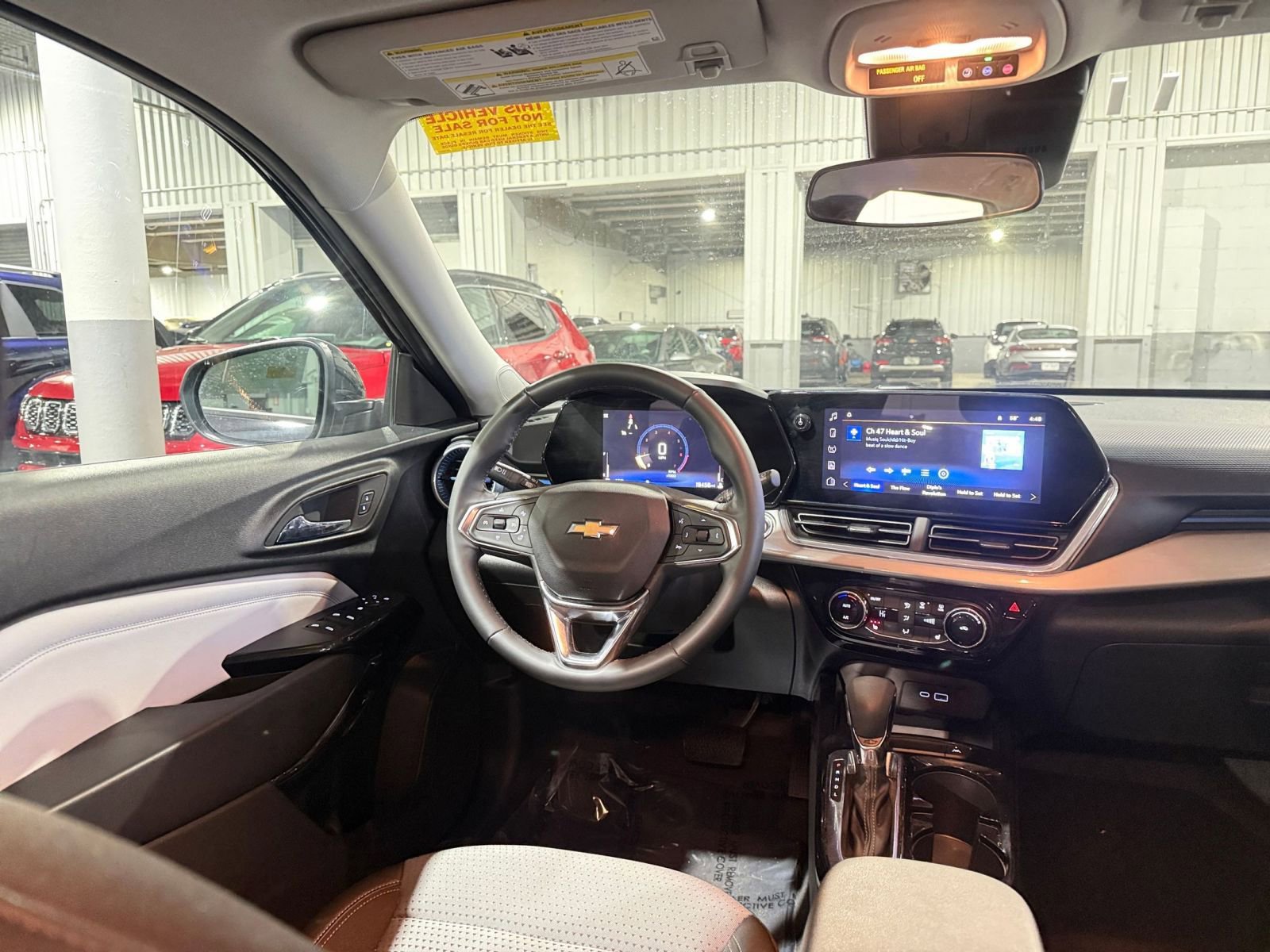 Thumbnail: 2025 Chevrolet Trax - 33