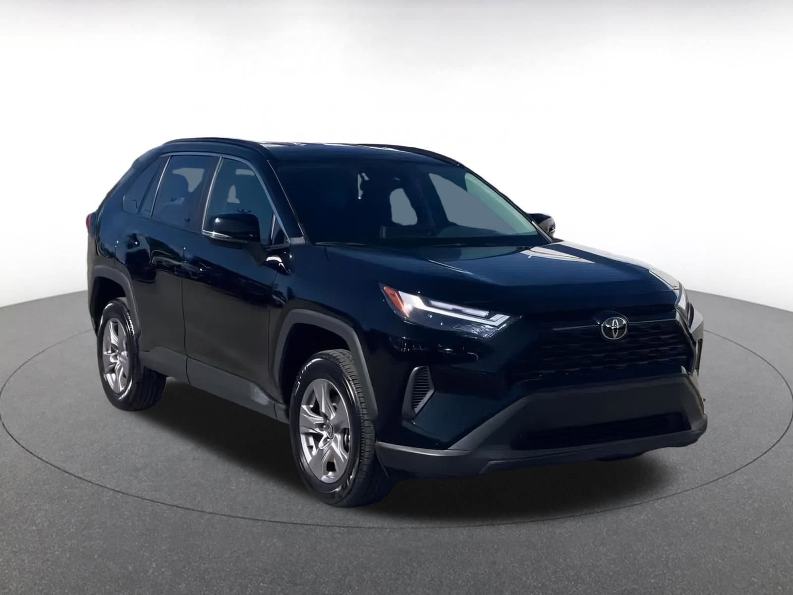 Thumbnail: 2025 Toyota RAV4 - 3