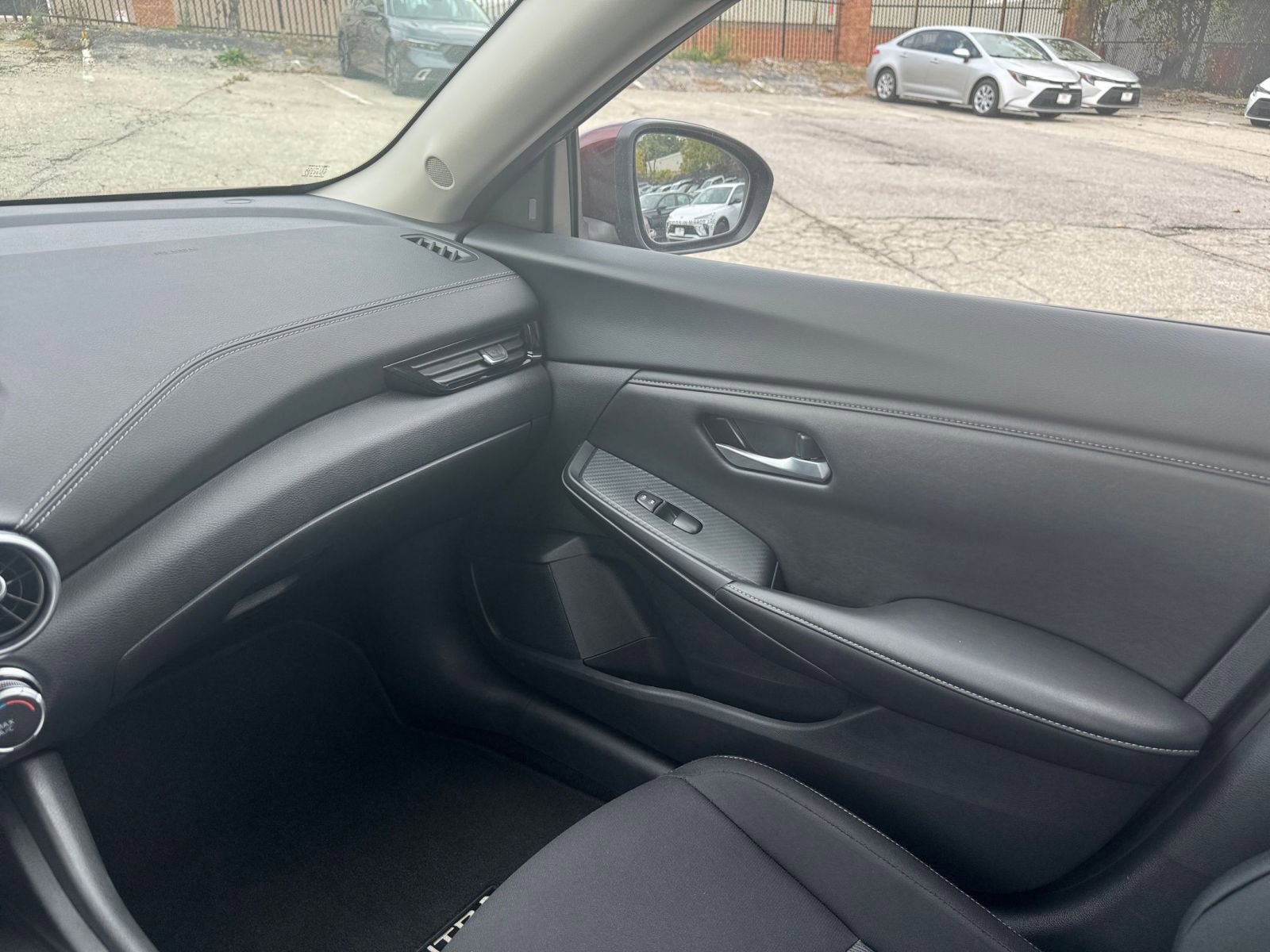 Thumbnail: 2025 Nissan Sentra - 33