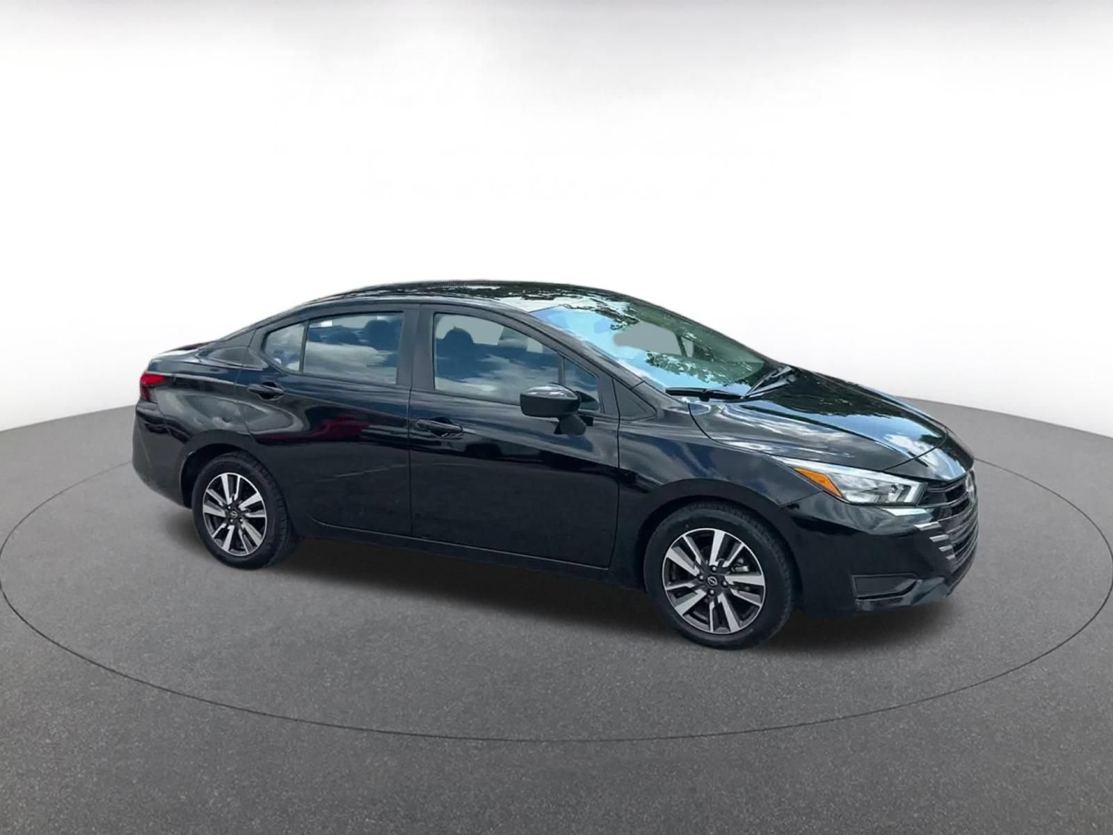 Thumbnail: 2025 Nissan Versa - 2