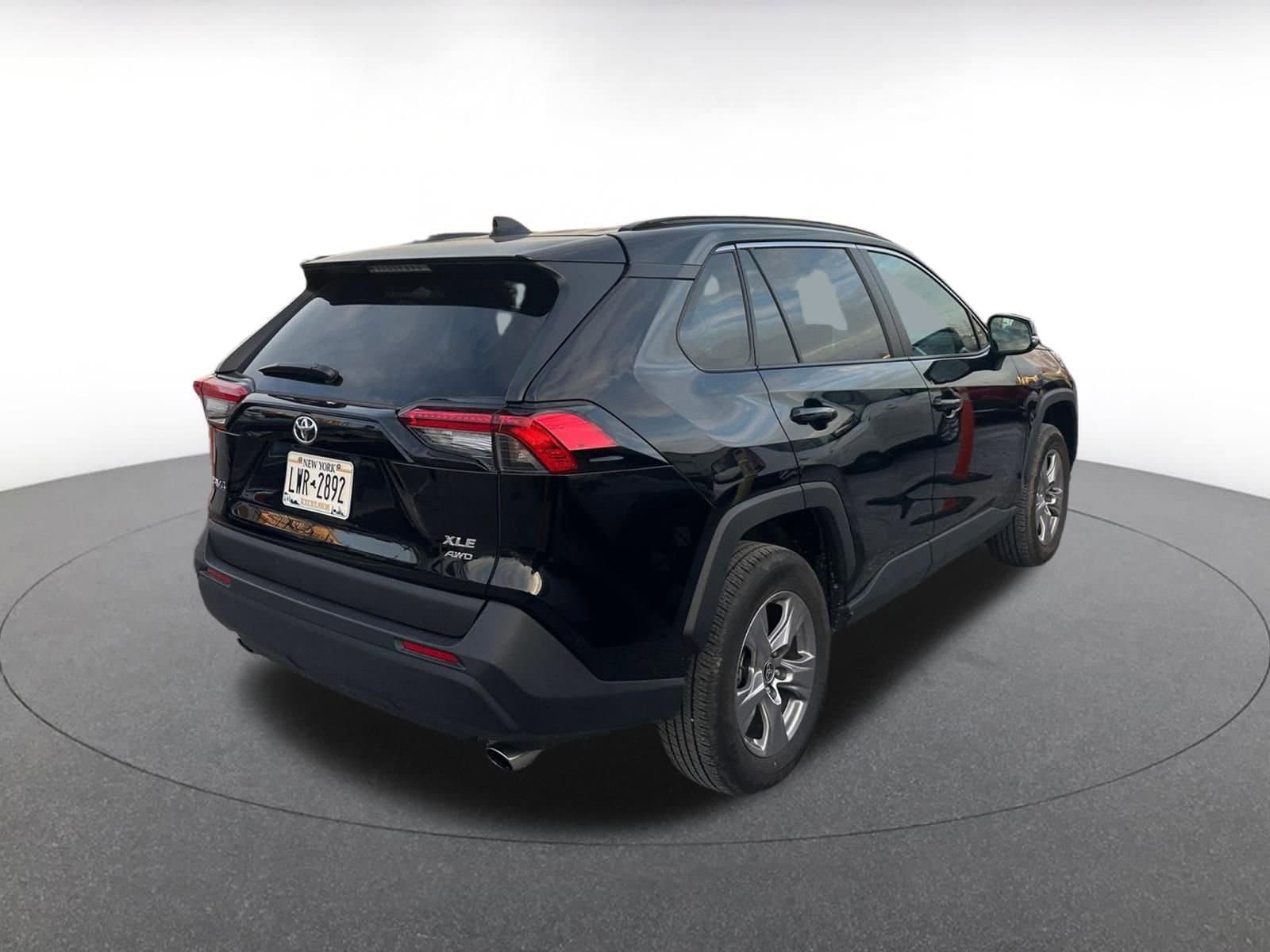 Thumbnail: 2025 Toyota RAV4 - 5