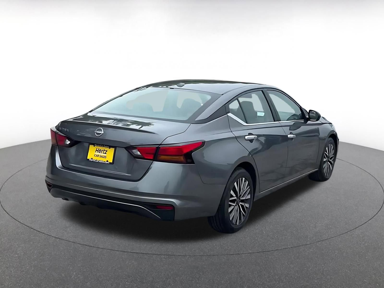 Thumbnail: 2025 Nissan Altima - 15