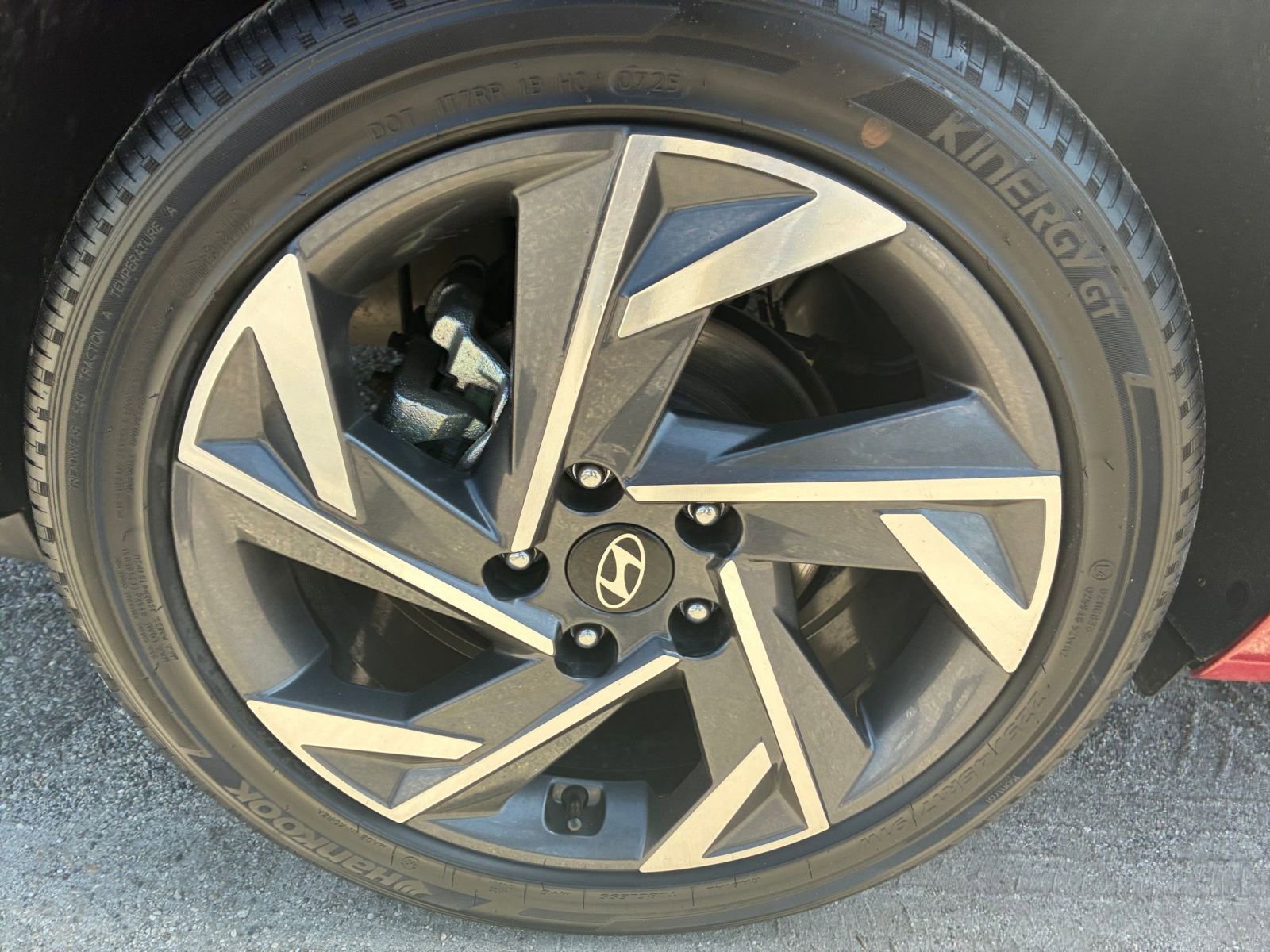 Thumbnail: 2025 Hyundai Elantra - 25