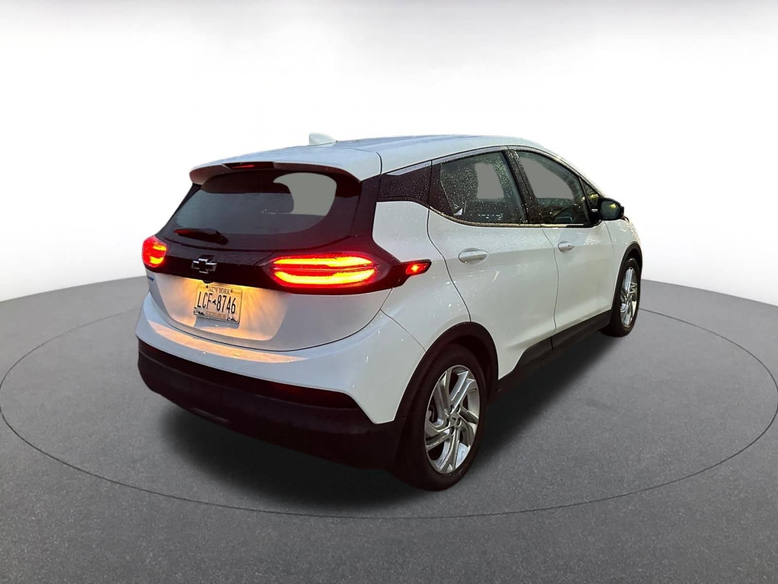 Thumbnail: 2023 Chevrolet Bolt EV - 6