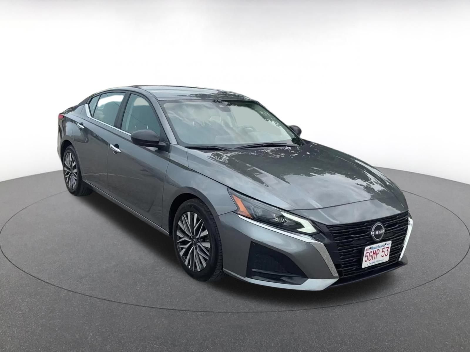 Thumbnail: 2025 Nissan Altima - 3