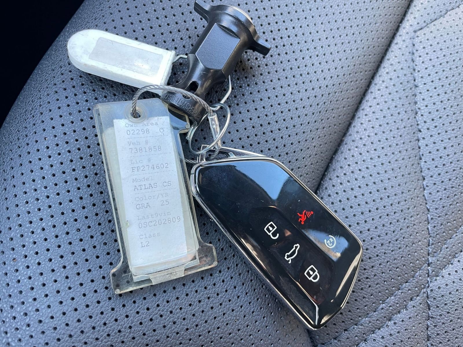 Thumbnail: 2025 Volkswagen Atlas - 22