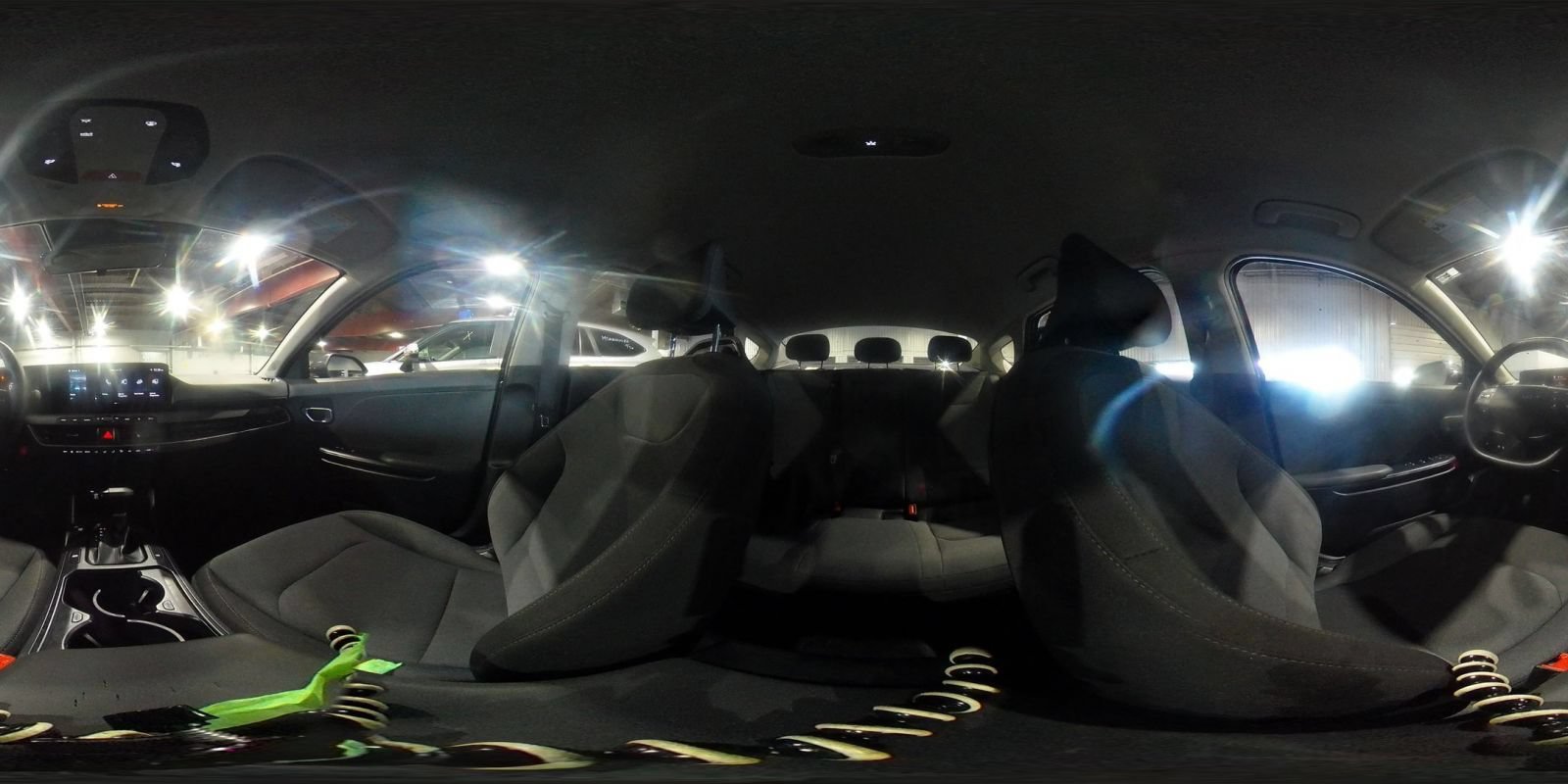 2025 Kia K4 LXS - Photo 36