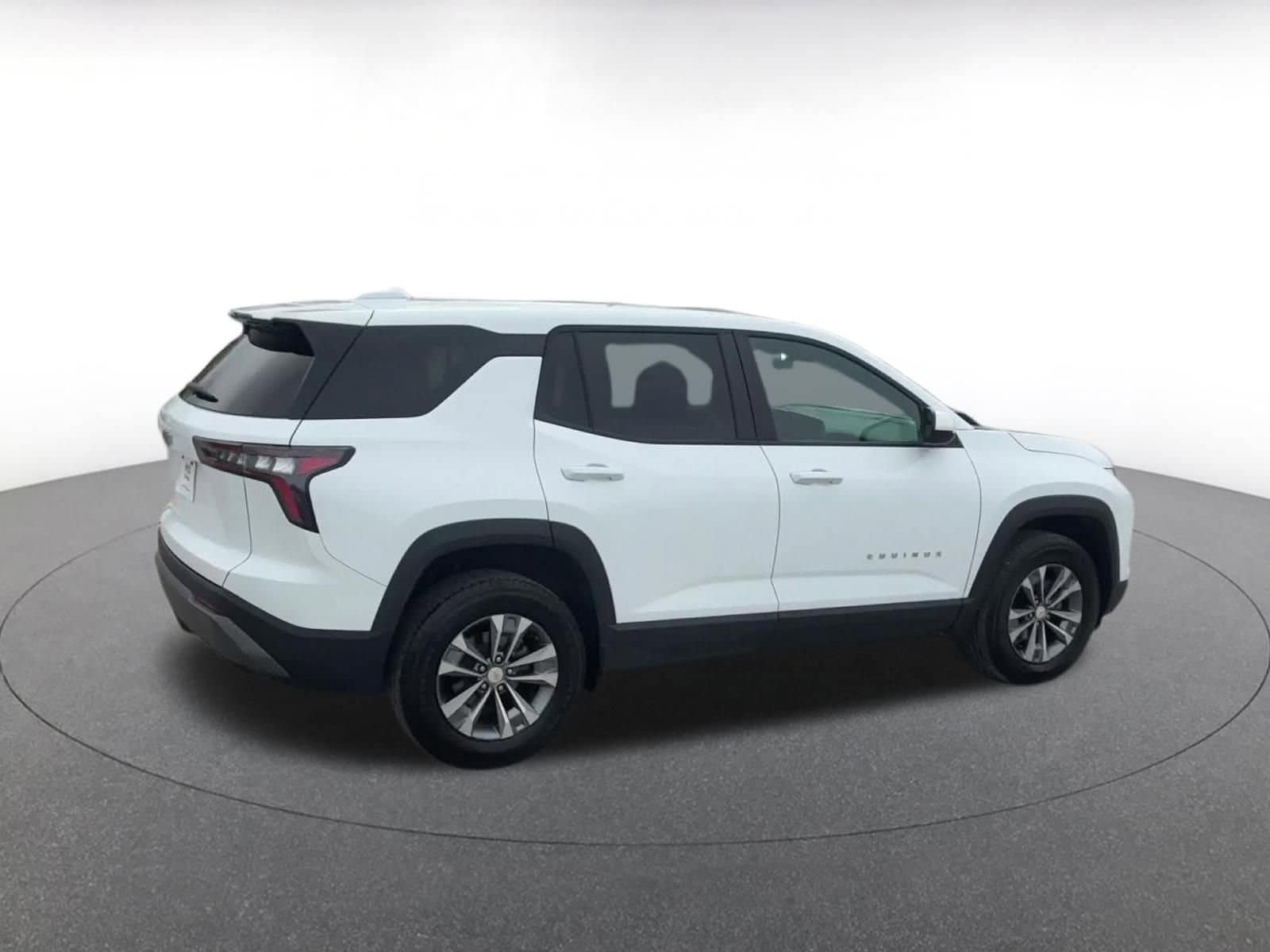 Thumbnail: 2025 Chevrolet Equinox - 15