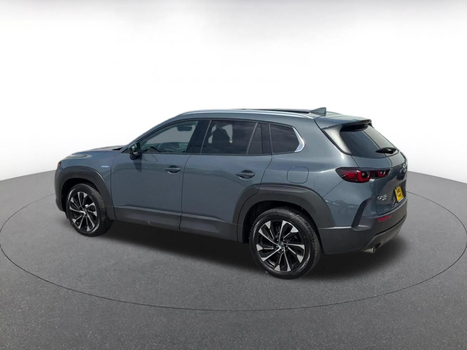 Thumbnail: 2025 Mazda CX-50 - 8