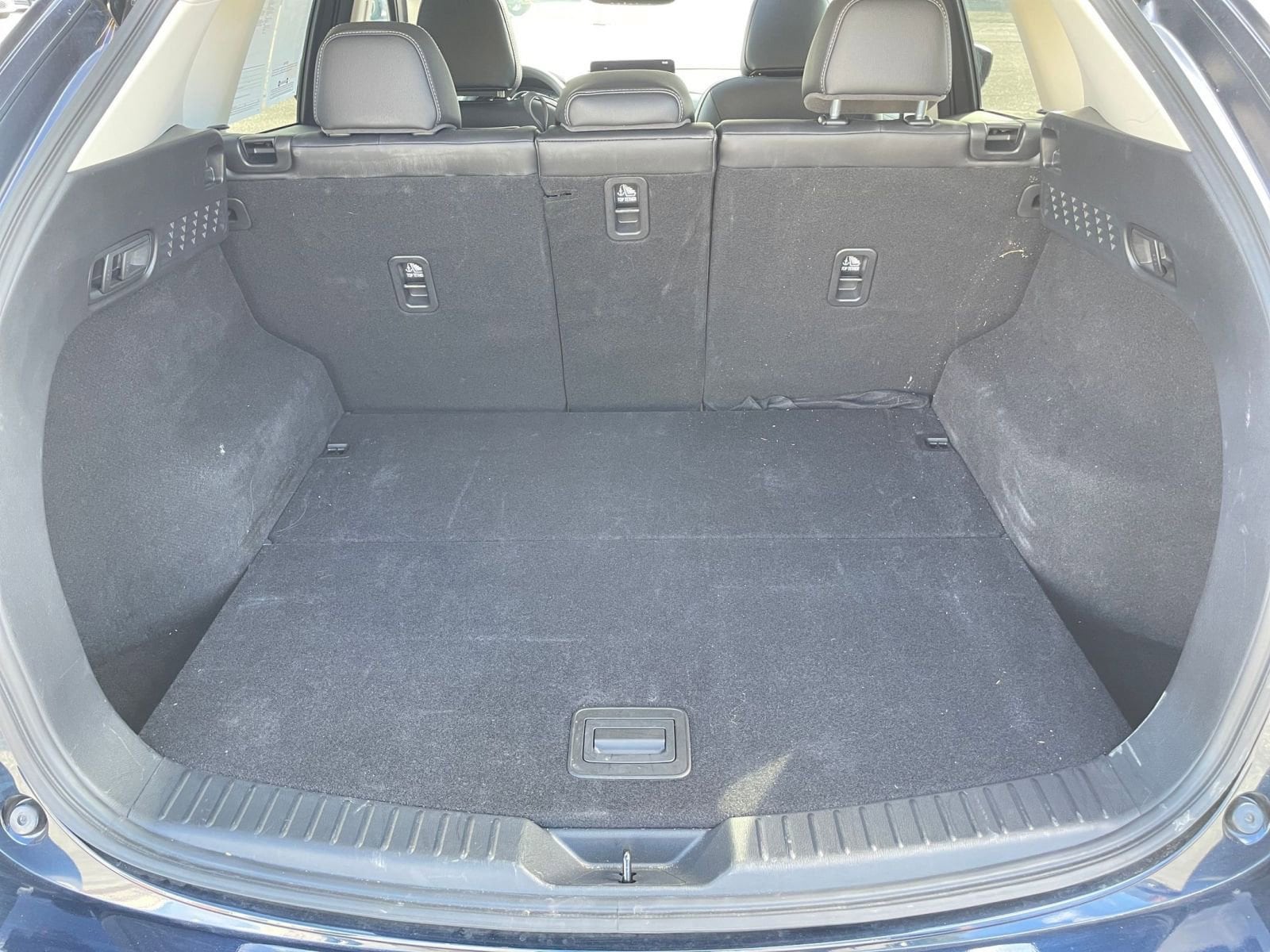 Thumbnail: 2025 Mazda CX-5 - 32