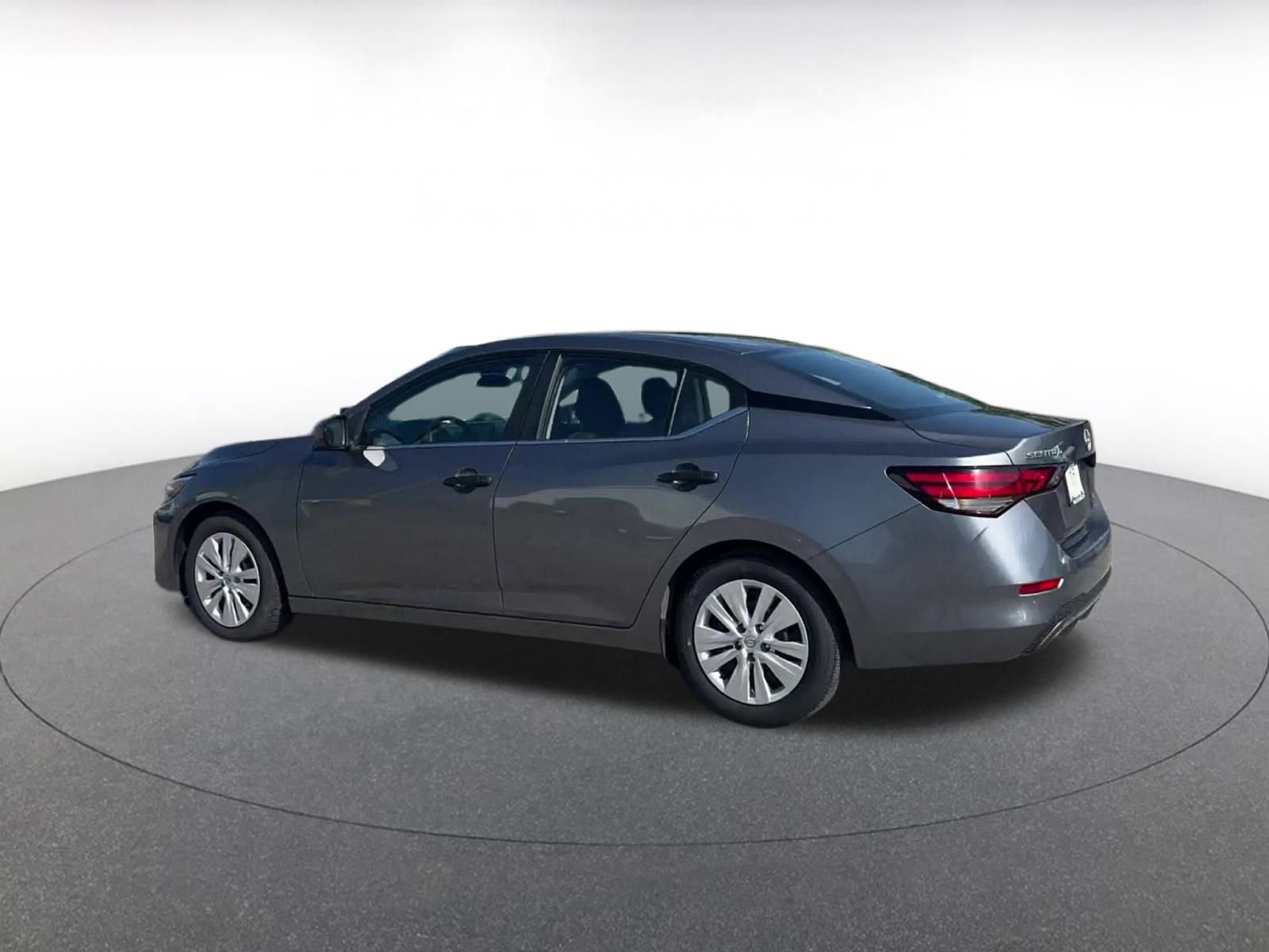 Thumbnail: 2024 Nissan Sentra - 10