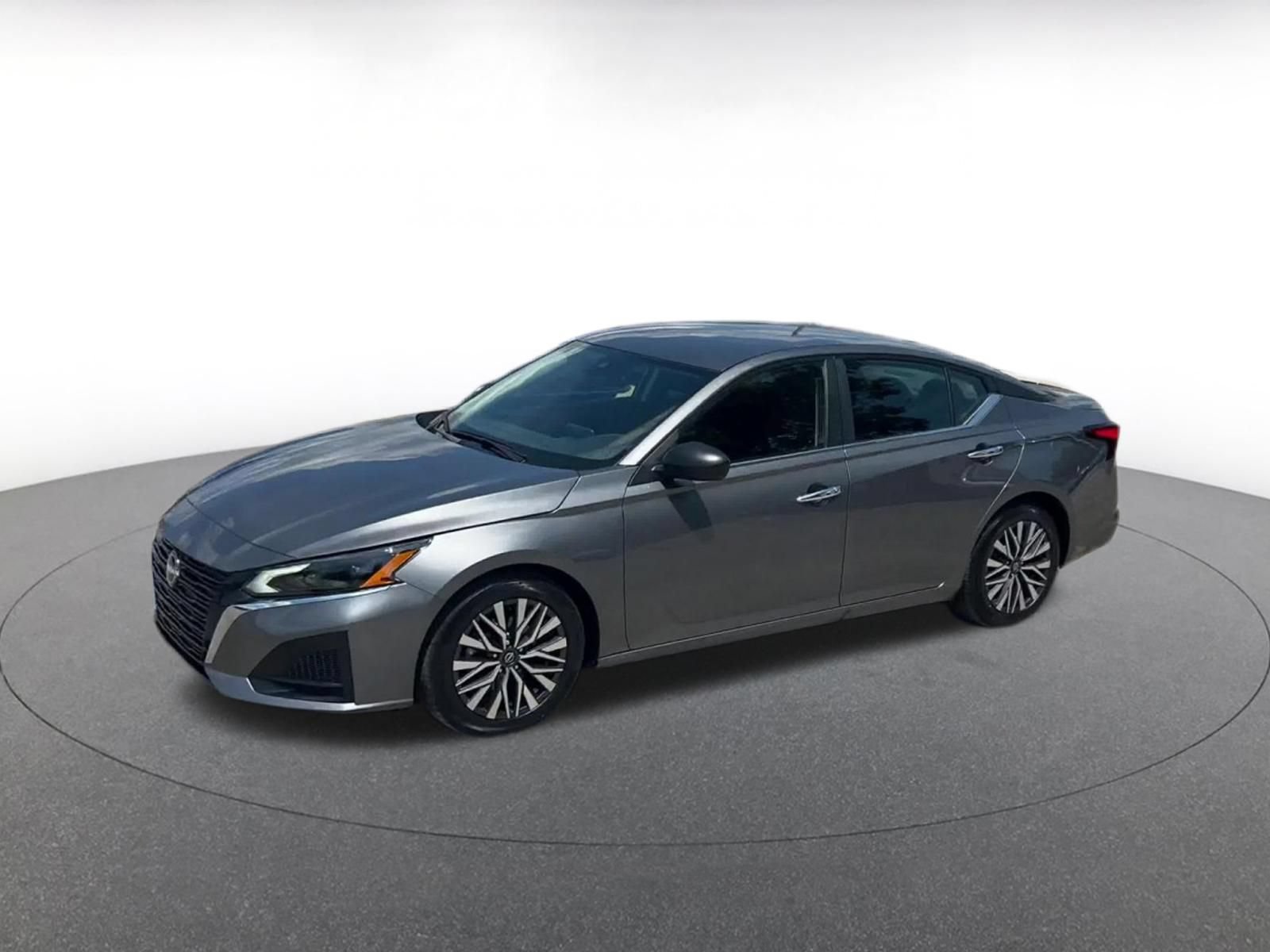 Thumbnail: 2025 Nissan Altima - 6