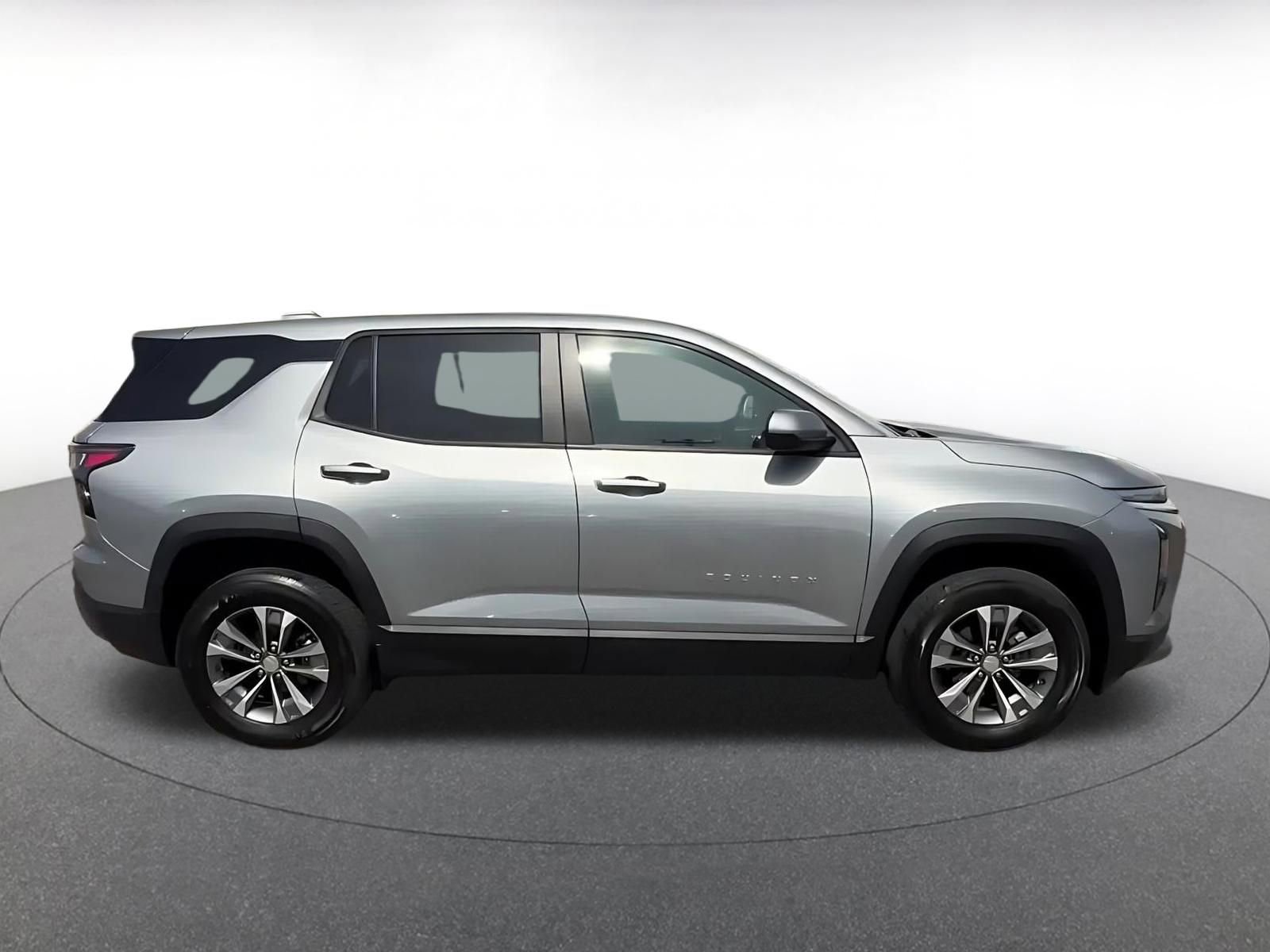 Thumbnail: 2025 Chevrolet Equinox - 16