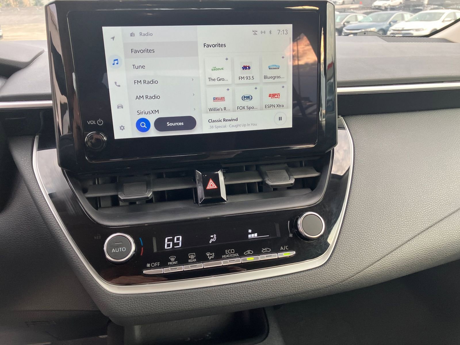 Thumbnail: 2024 Toyota Corolla - 18