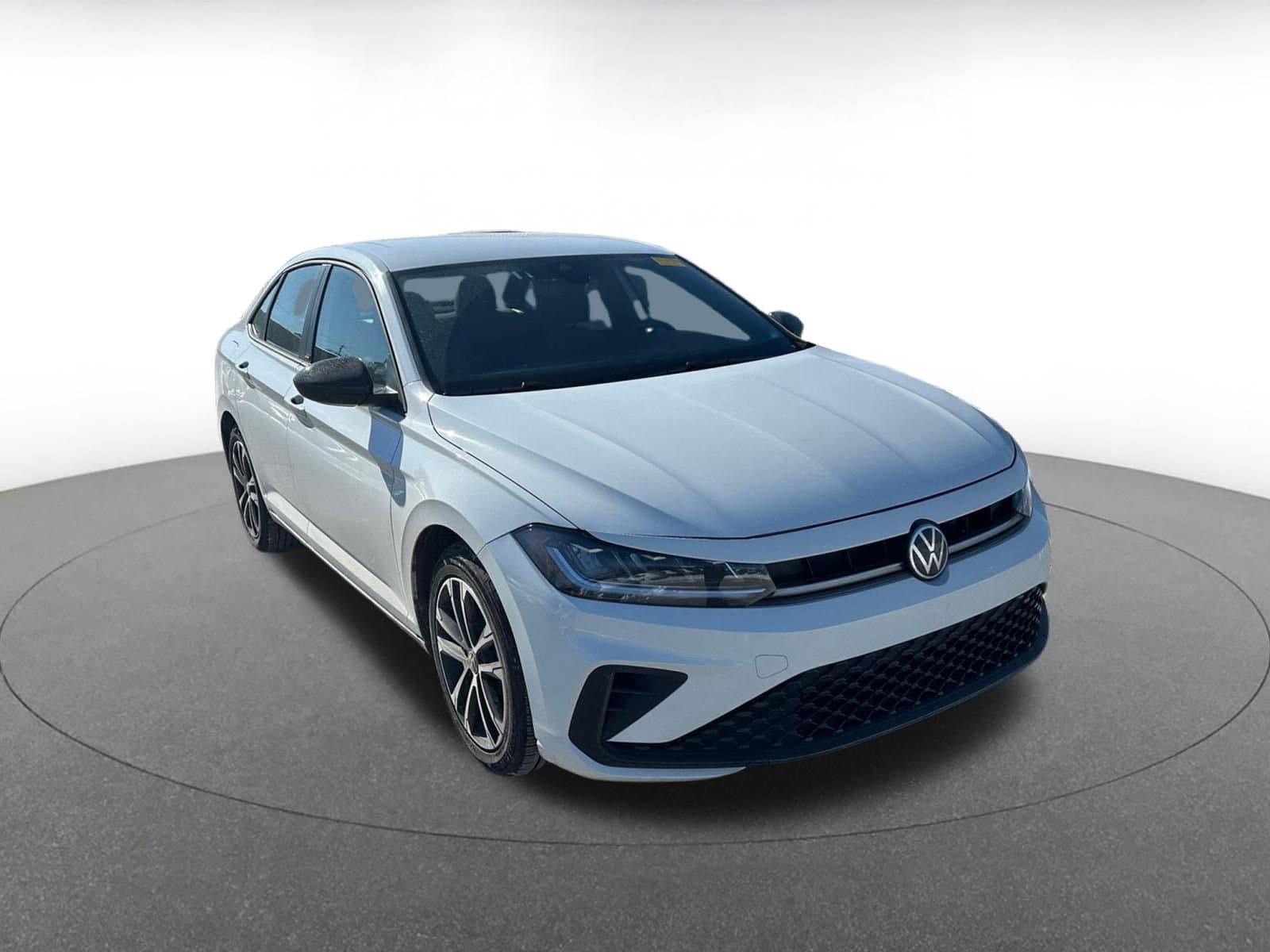 Thumbnail: 2025 Volkswagen Jetta - 1