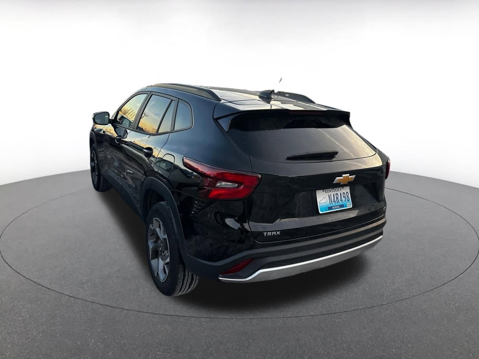 Thumbnail: 2025 Chevrolet Trax - 4