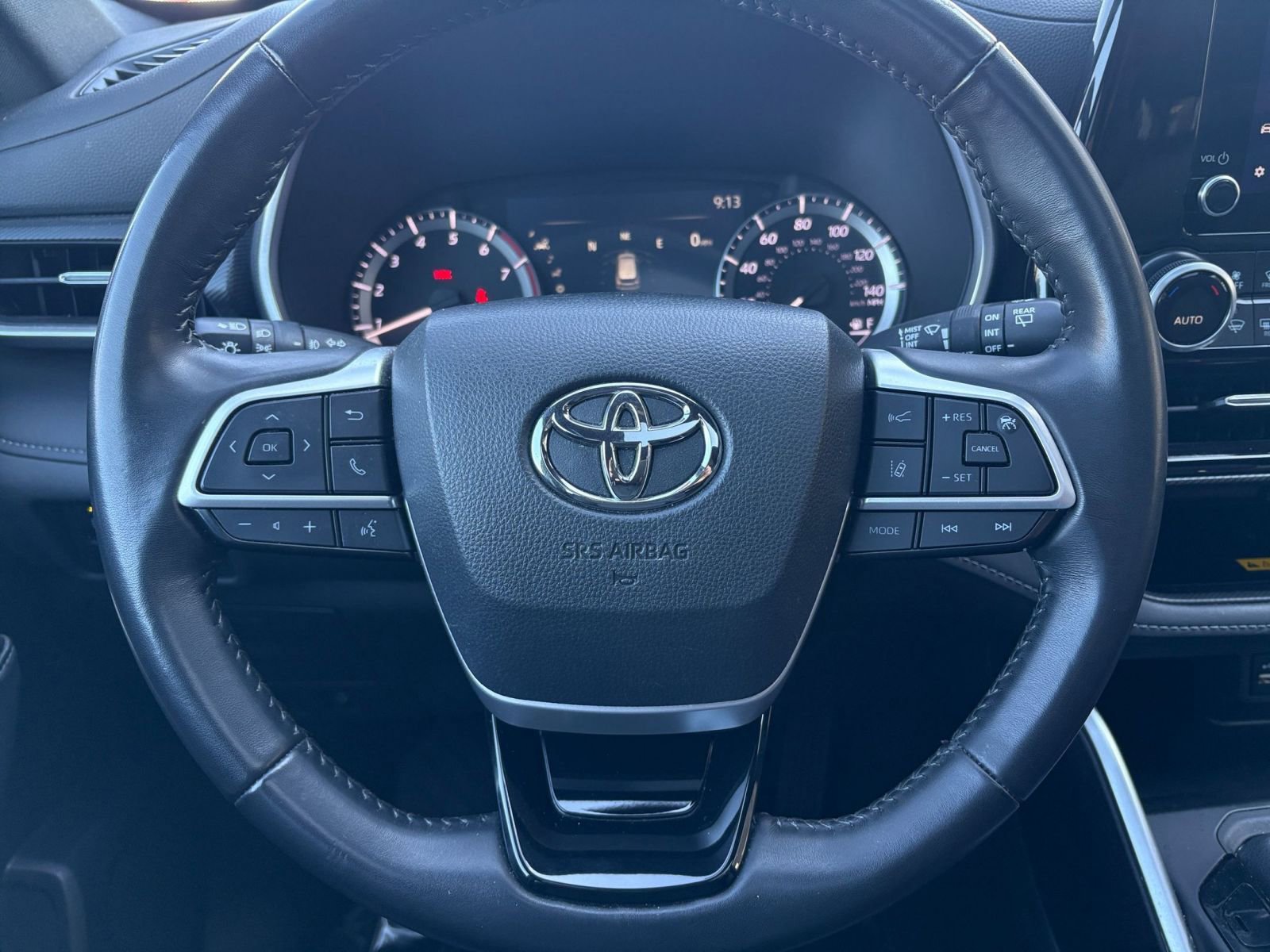 Thumbnail: 2024 Toyota Highlander - 29