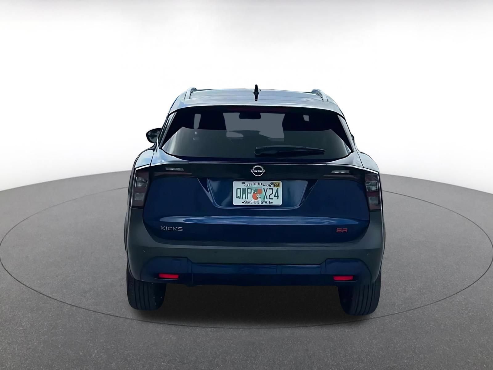 Thumbnail: 2026 Nissan Kicks - 10