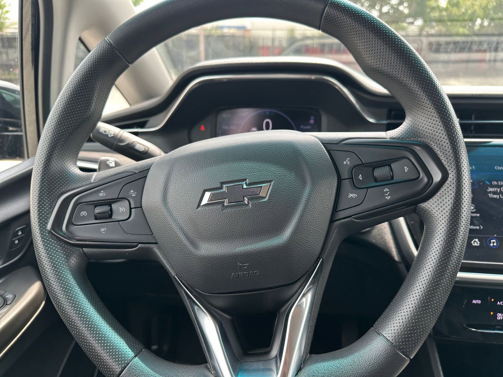 Thumbnail: 2023 Chevrolet Bolt EV - 29