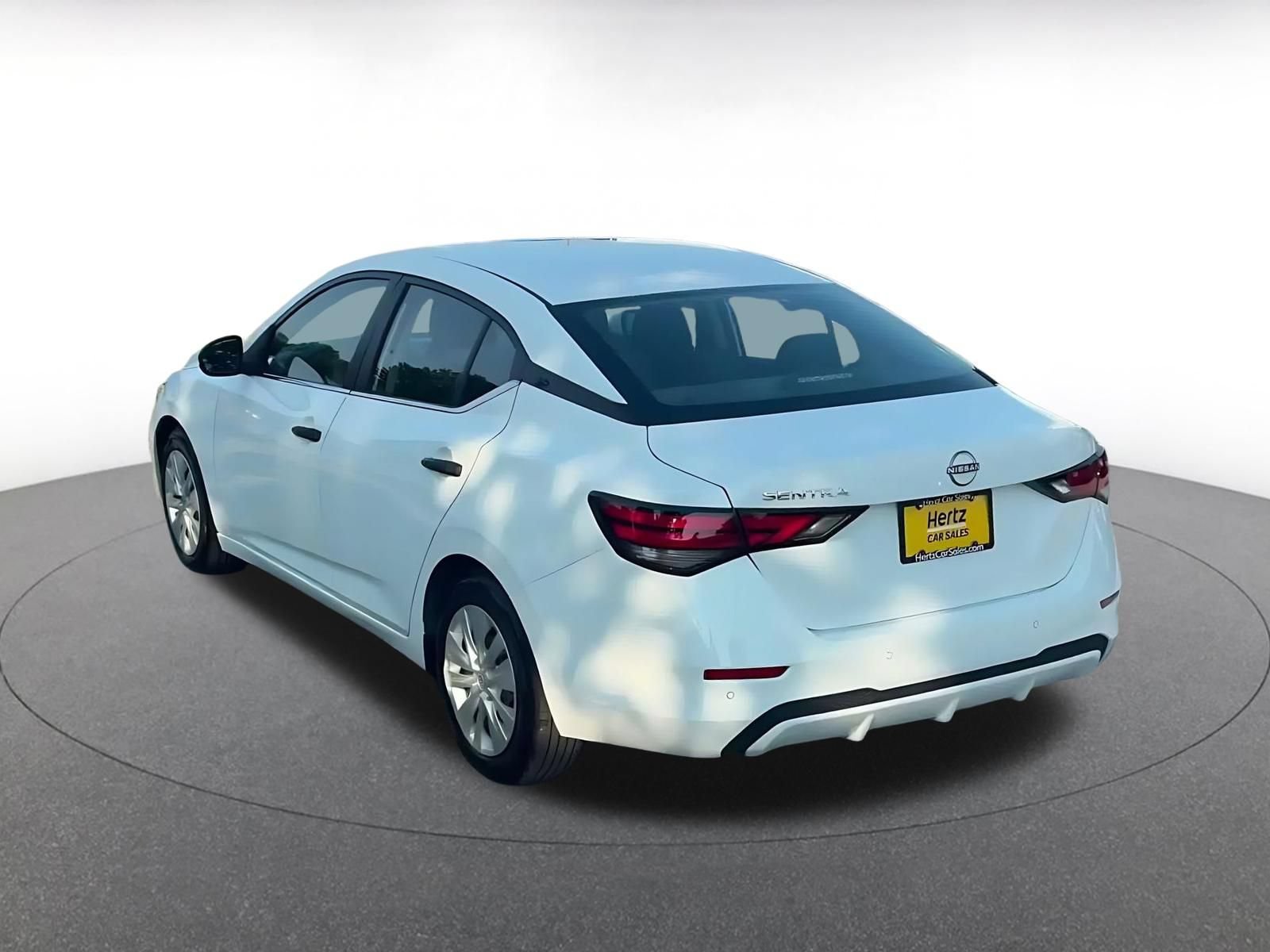 Thumbnail: 2025 Nissan Sentra - 9