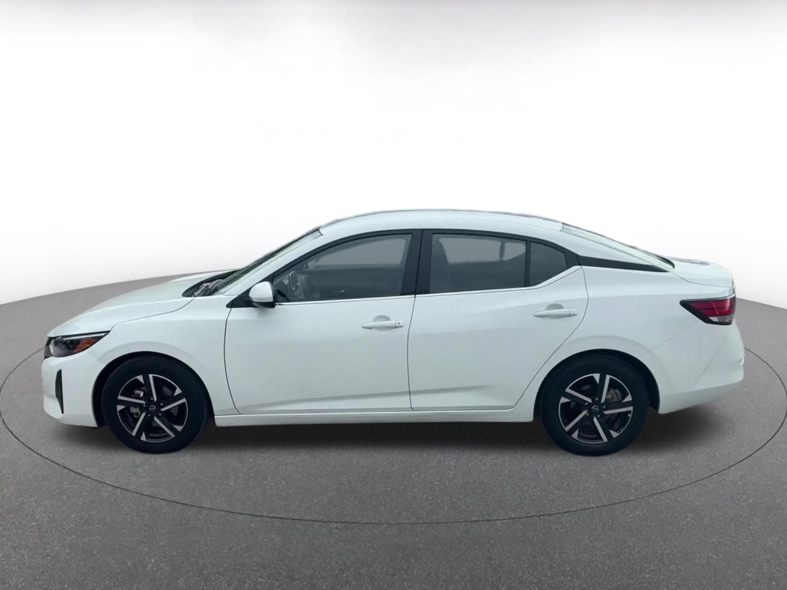 Thumbnail: 2025 Nissan Sentra - 9