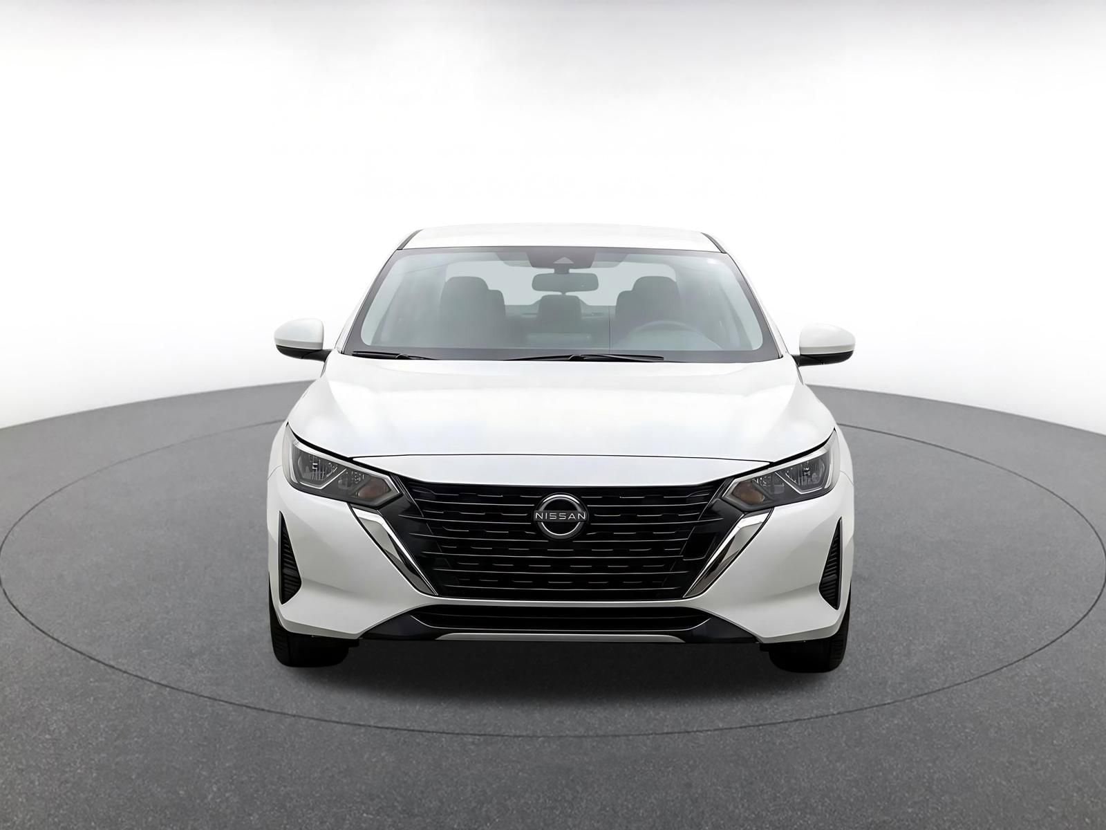 Thumbnail: 2025 Nissan Sentra - 2