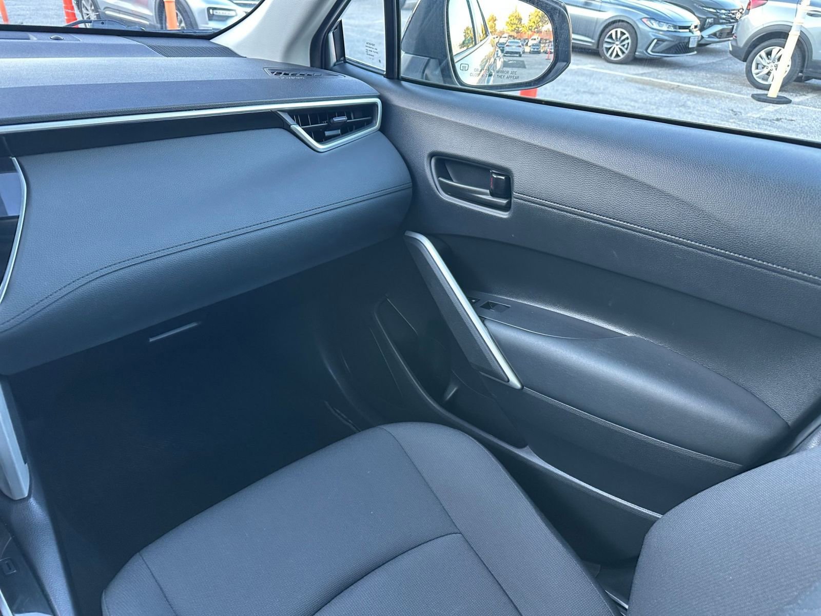 Thumbnail: 2025 Toyota Corolla Cross - 34