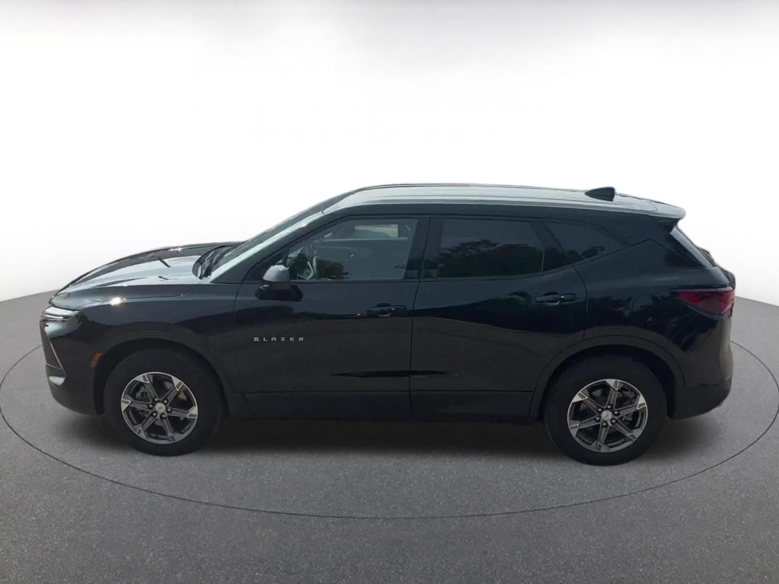 Thumbnail: 2026 Chevrolet Blazer - 9