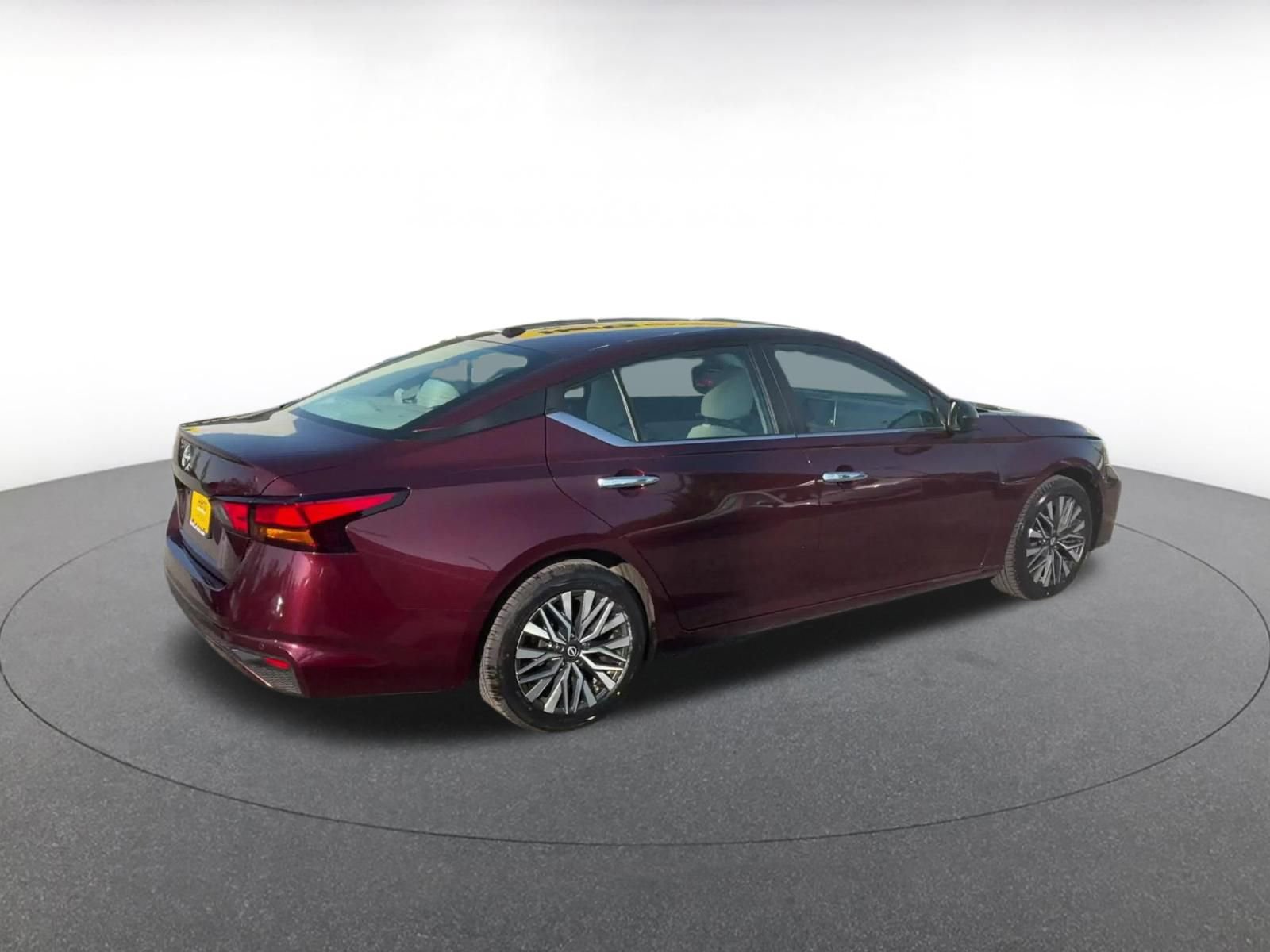 Thumbnail: 2025 Nissan Altima - 14