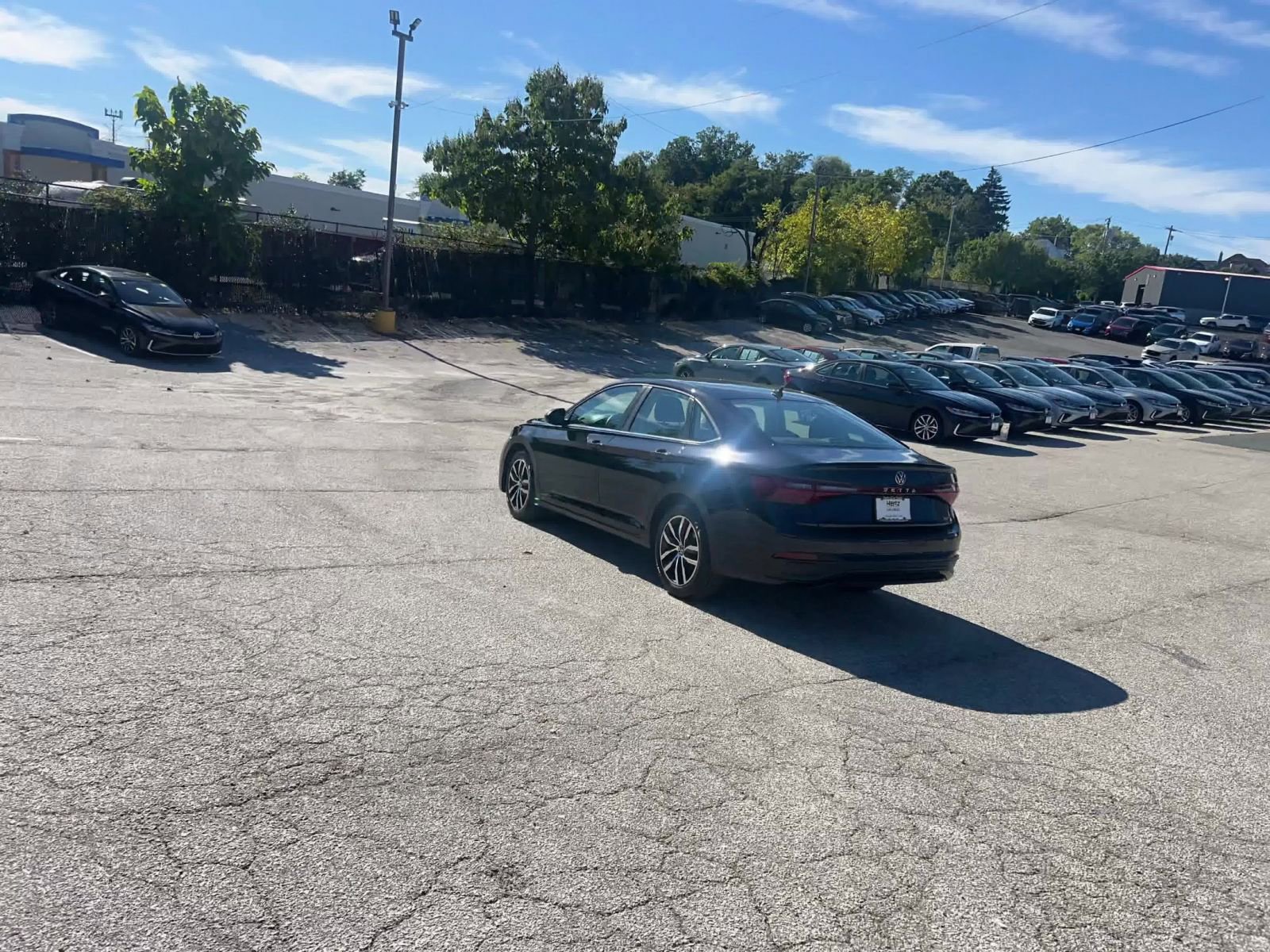 Thumbnail: 2025 Volkswagen Jetta - 16