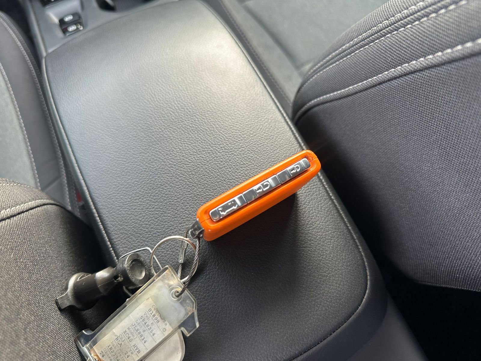 Thumbnail: 2024 Volvo XC40 - 22