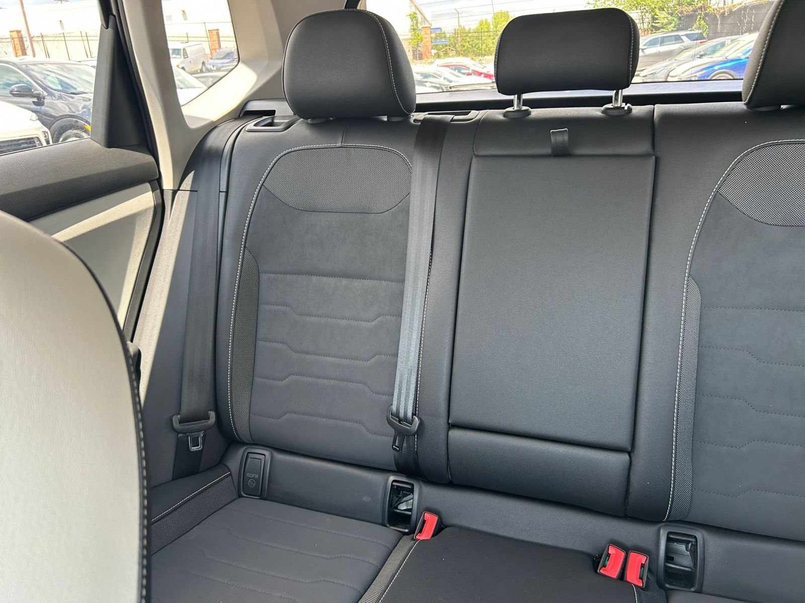 Thumbnail: 2025 Volkswagen Taos - 34