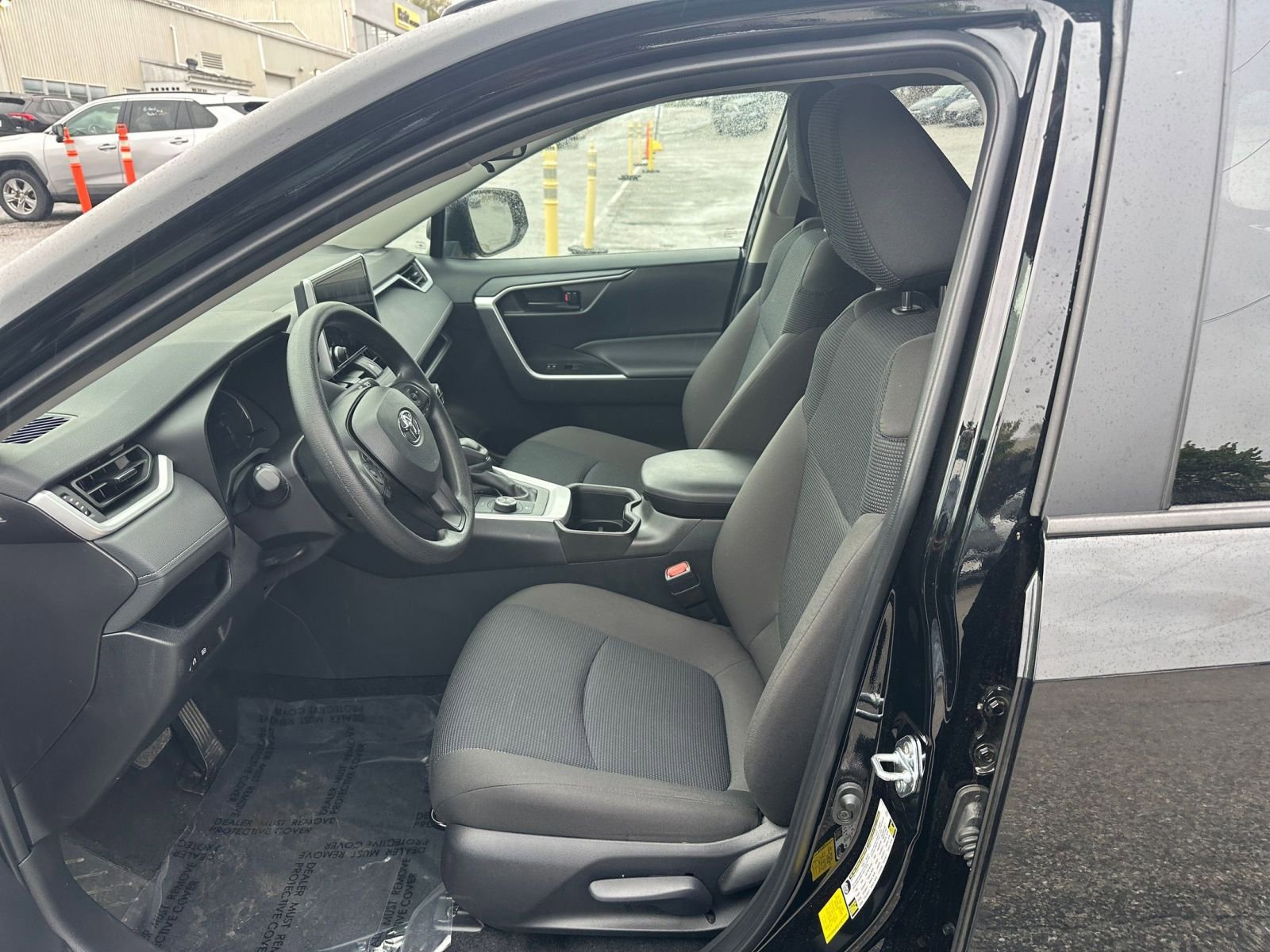 Thumbnail: 2025 Toyota RAV4 - 25